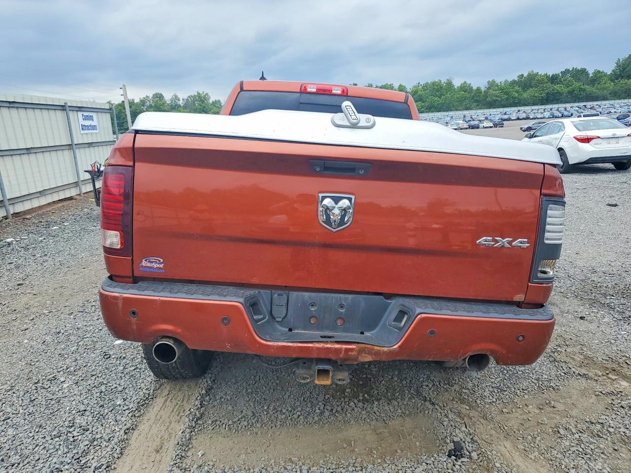 2013 Ram 1500 Sport Brown vin: 1C6RR7HT2DS556848