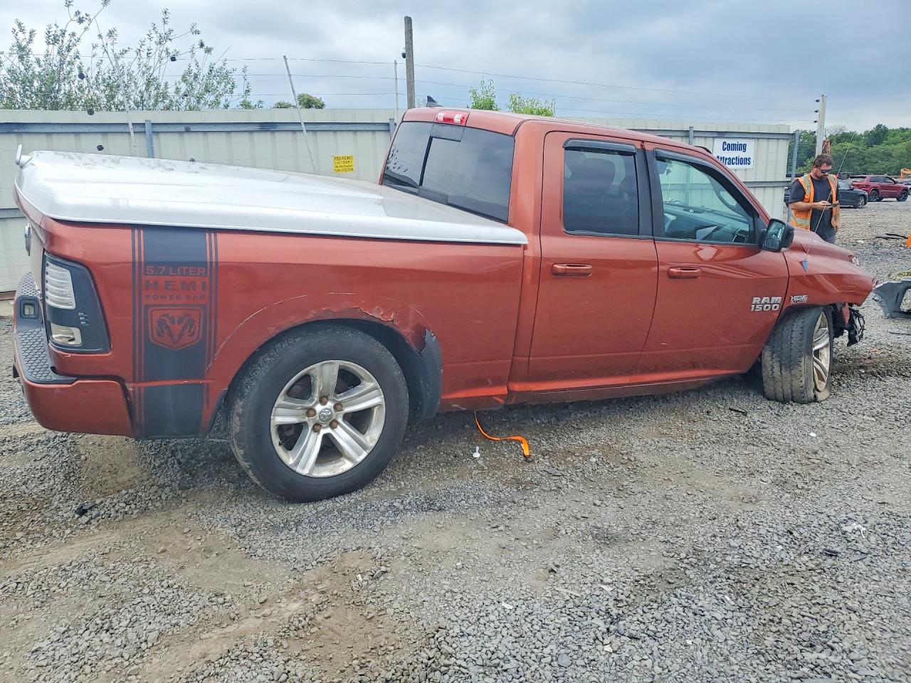 2013 Ram 1500 Sport Brown vin: 1C6RR7HT2DS556848