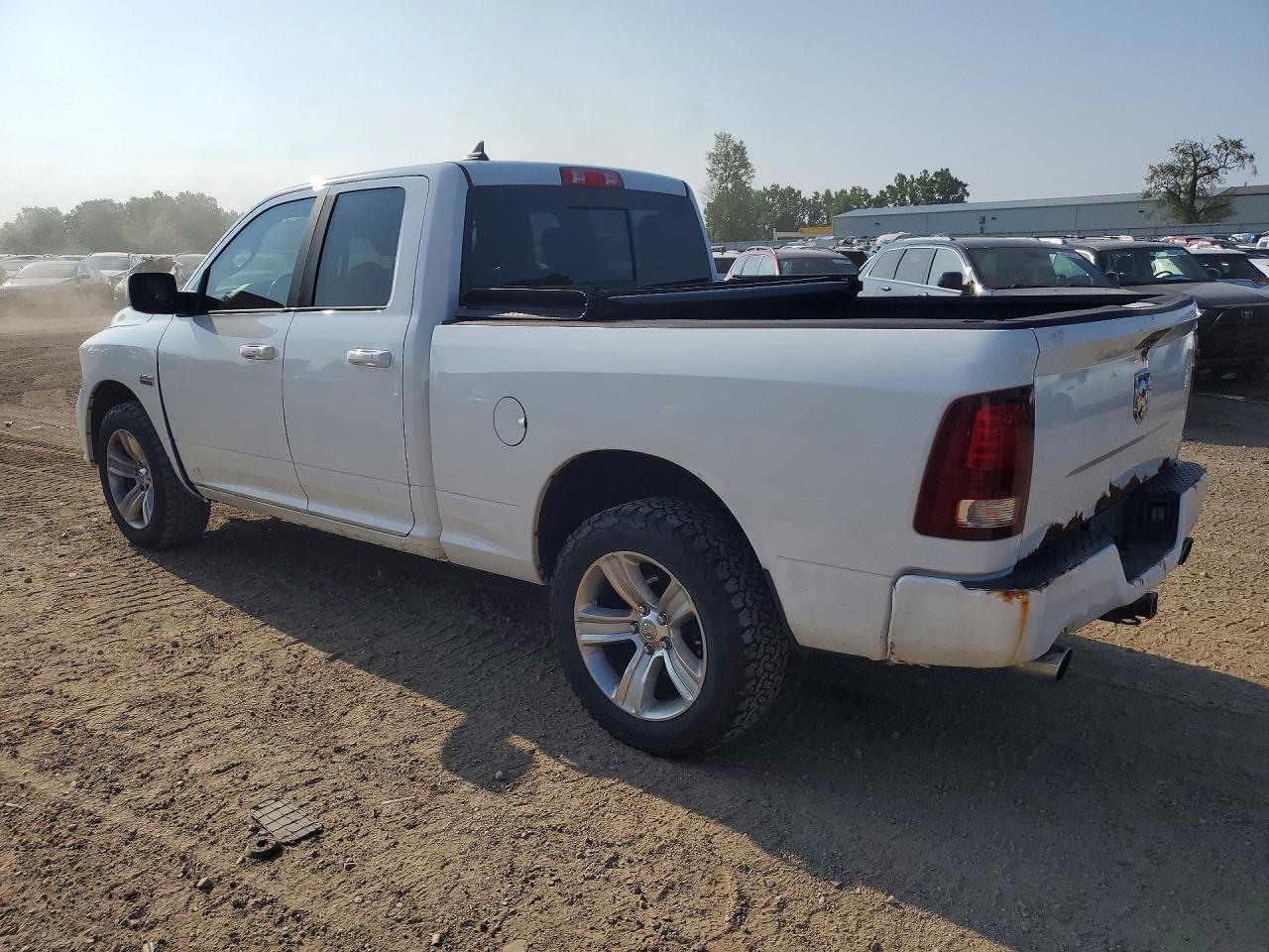 2013 Ram 1500 Sport White vin: 1C6RR7HT4DS638175