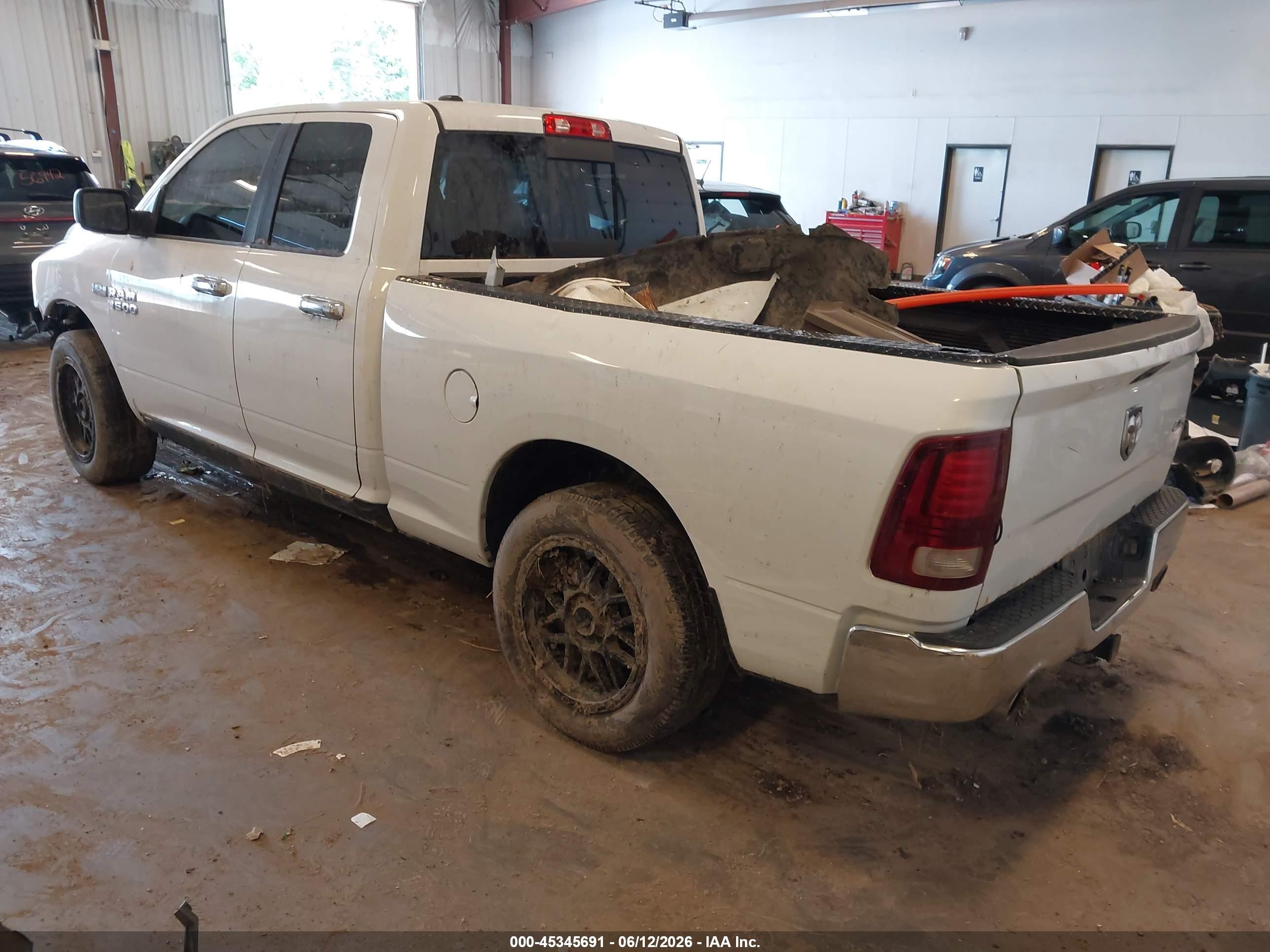 2013 Ram 1500 Sport White vin: 1C6RR7HT5DS675753