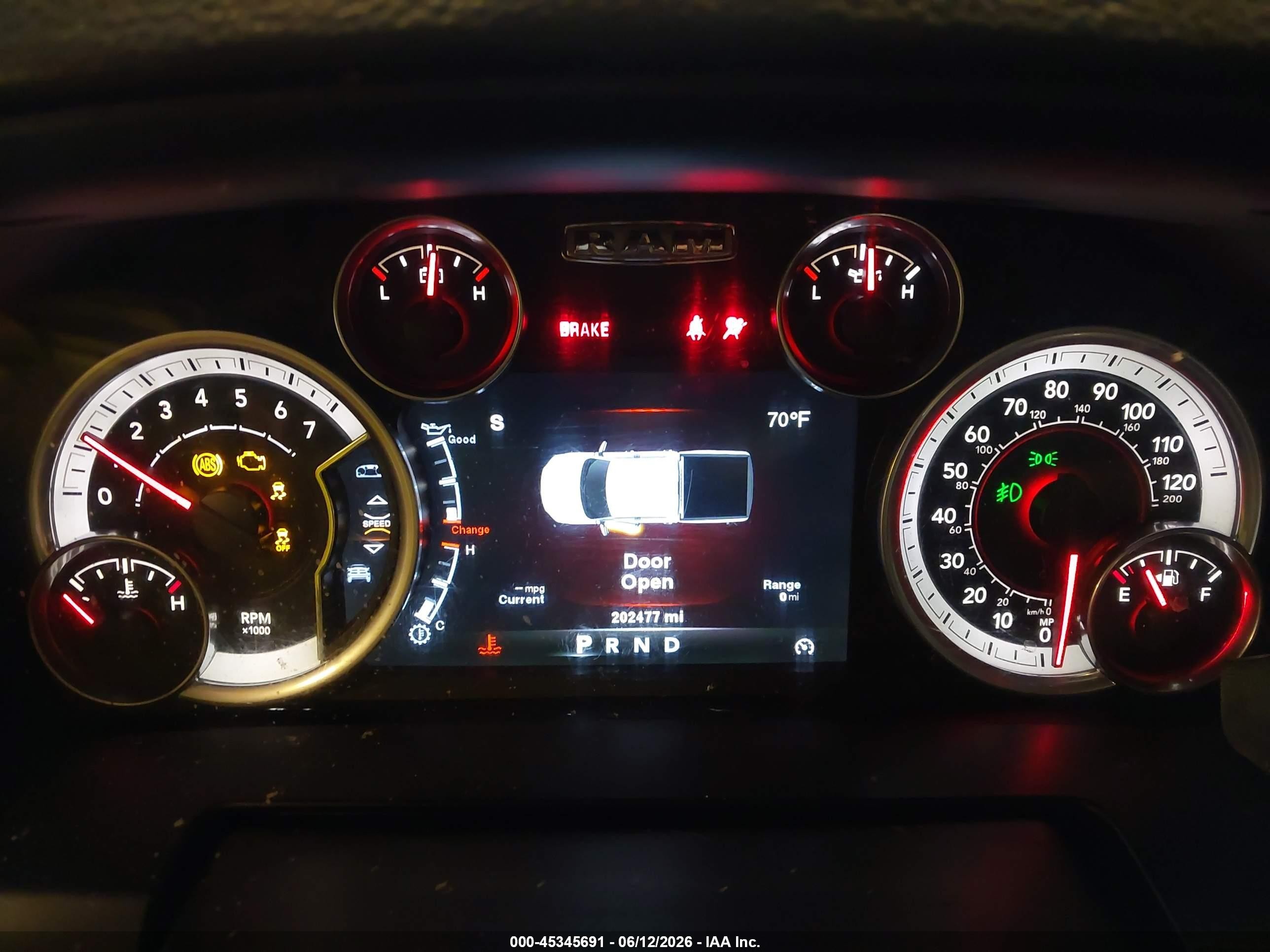 2013 Ram 1500 Sport White vin: 1C6RR7HT5DS675753
