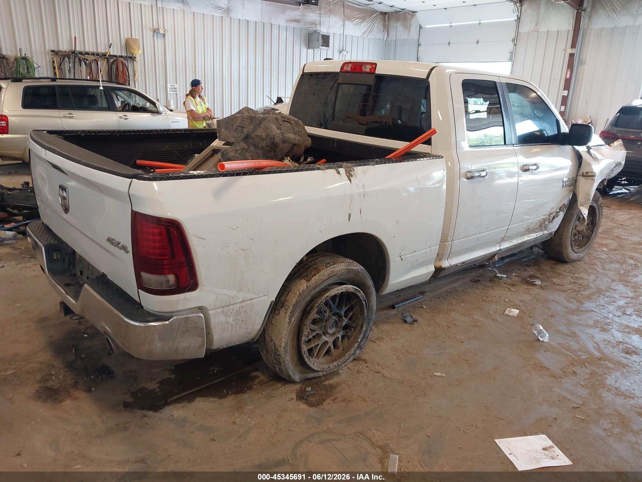 2013 Ram 1500 Sport White vin: 1C6RR7HT5DS675753