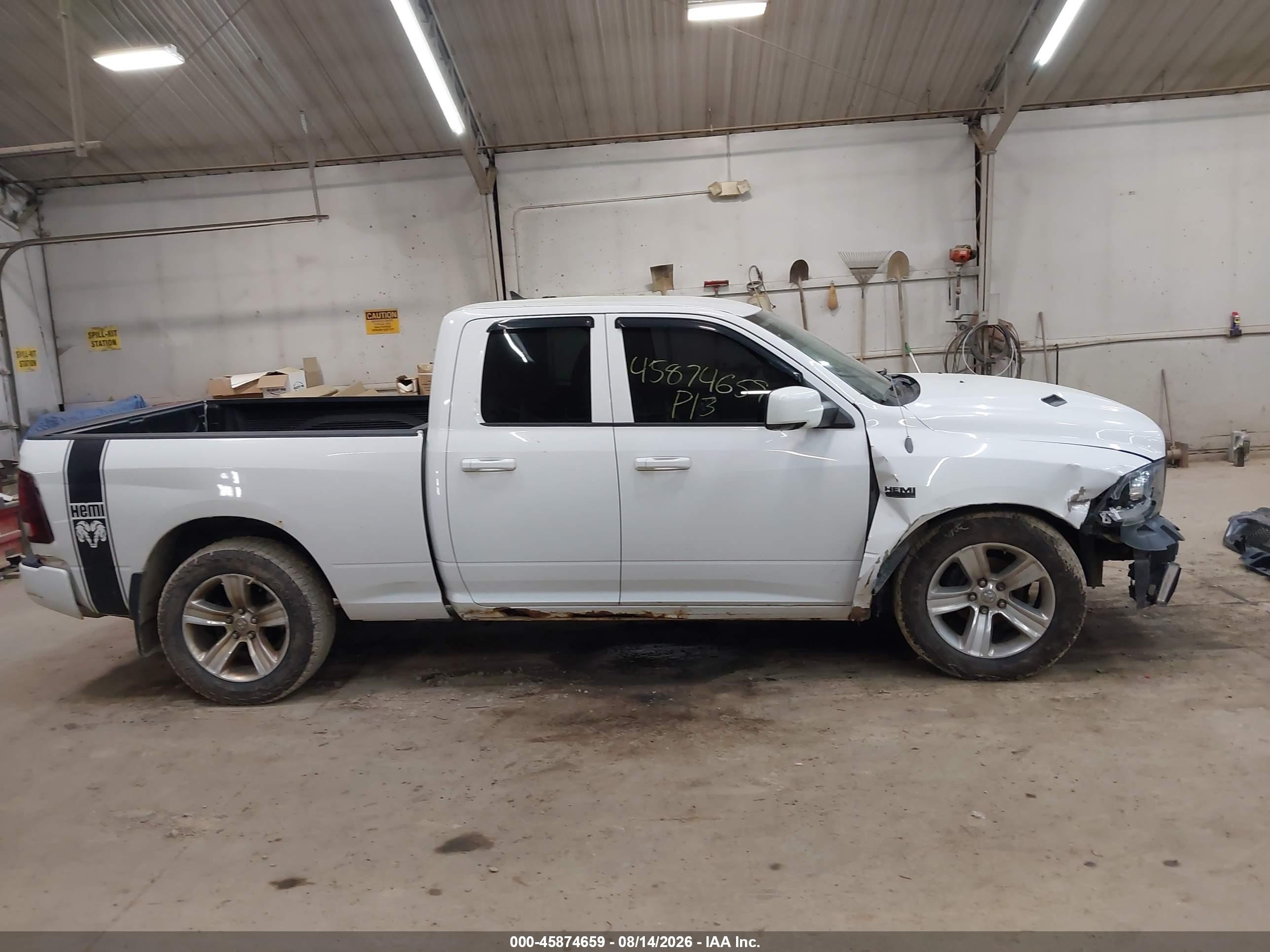 2013 Ram 1500 Sport White vin: 1C6RR7HT6DS599637