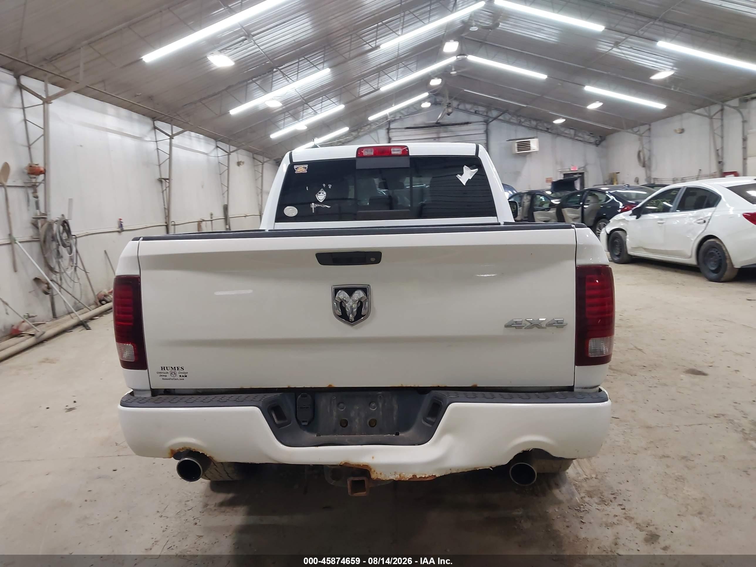 2013 Ram 1500 Sport White vin: 1C6RR7HT6DS599637