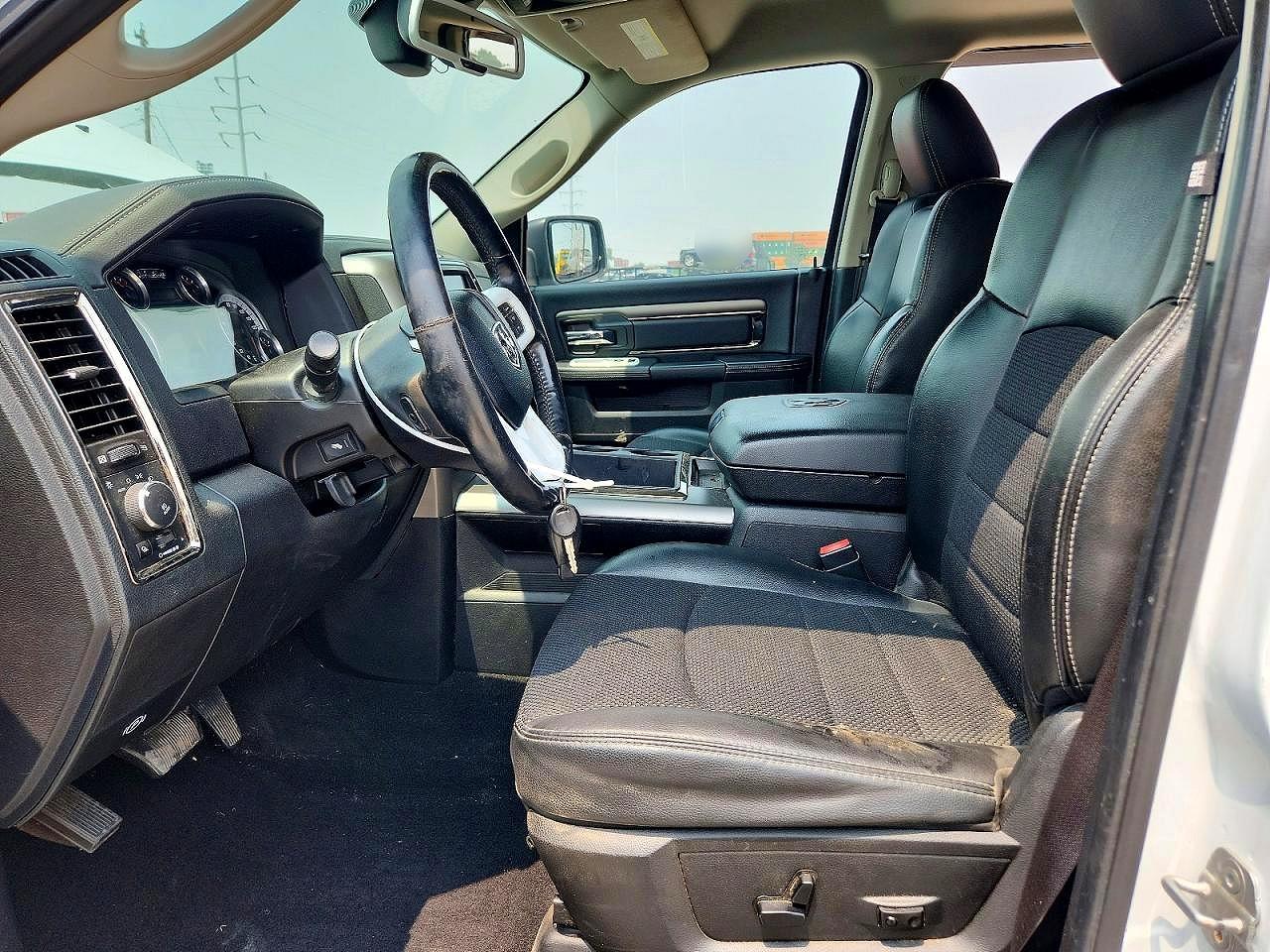 2014 Ram 1500 Sport White vin: 1C6RR7HT6ES146362