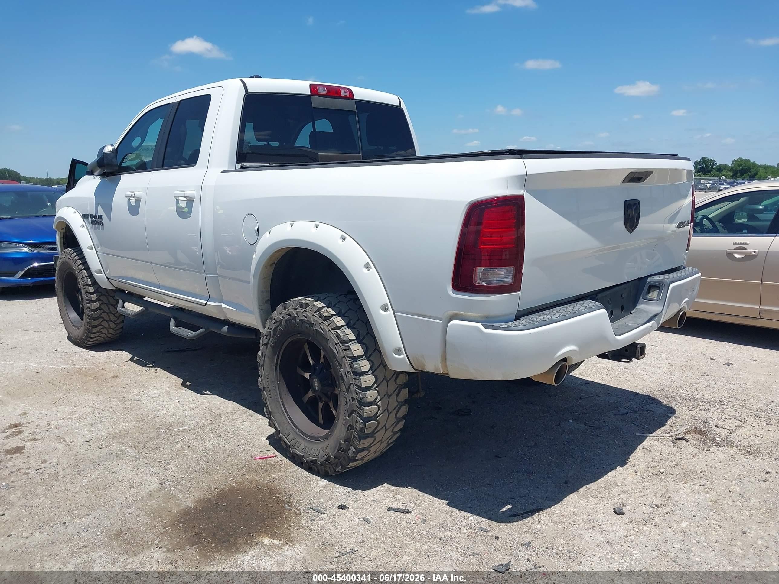 2014 Ram 1500 Sport White vin: 1C6RR7HT6ES368187