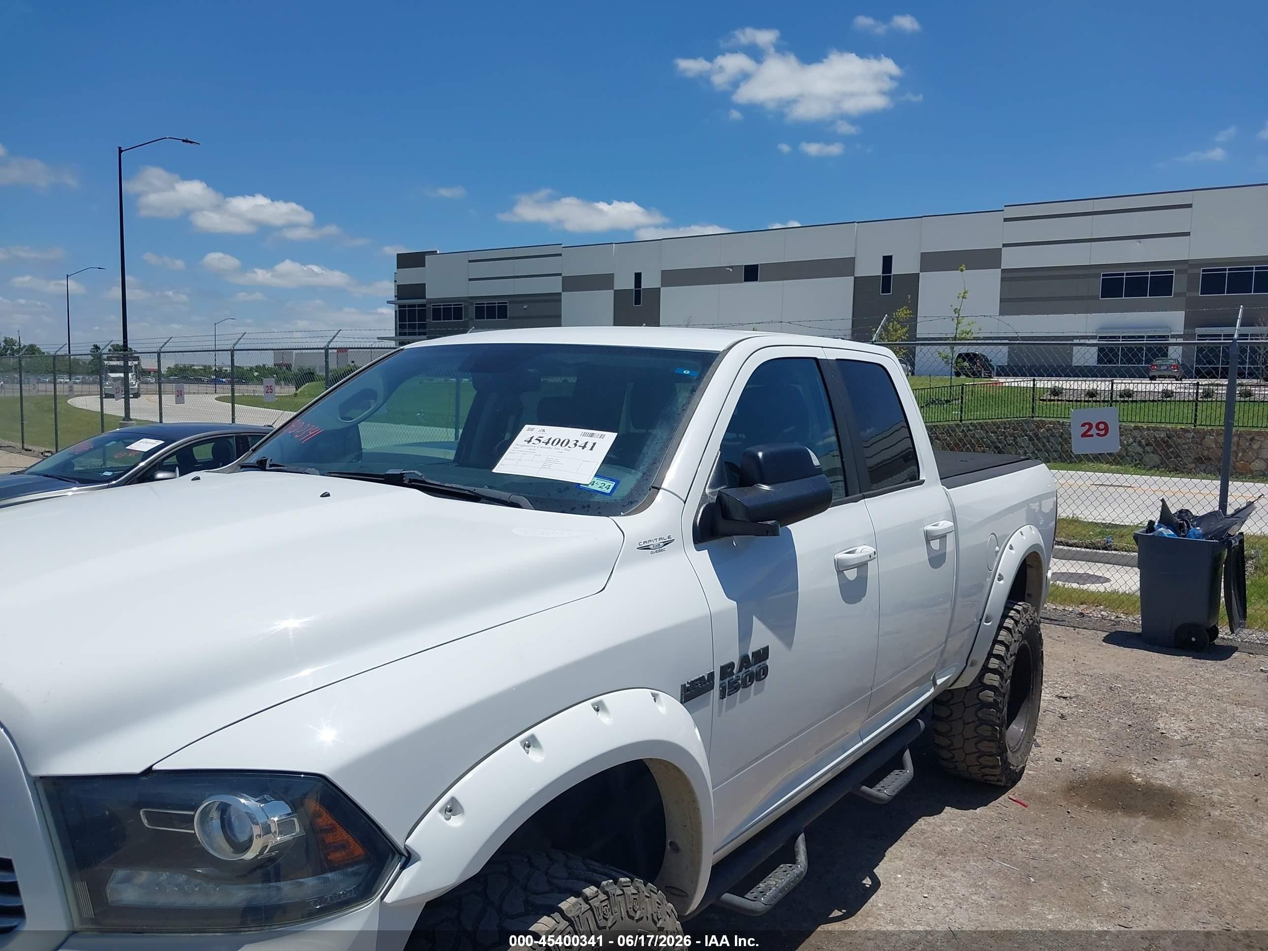 2014 Ram 1500 Sport White vin: 1C6RR7HT6ES368187