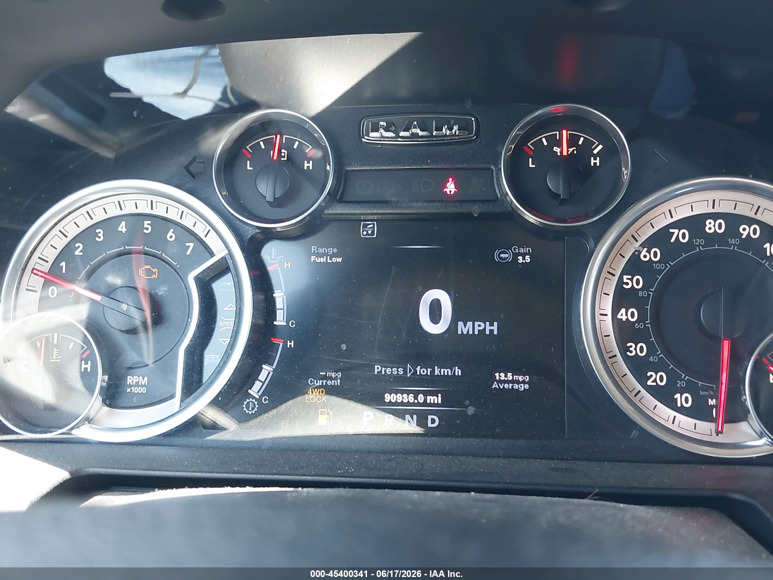 2014 Ram 1500 Sport White vin: 1C6RR7HT6ES368187