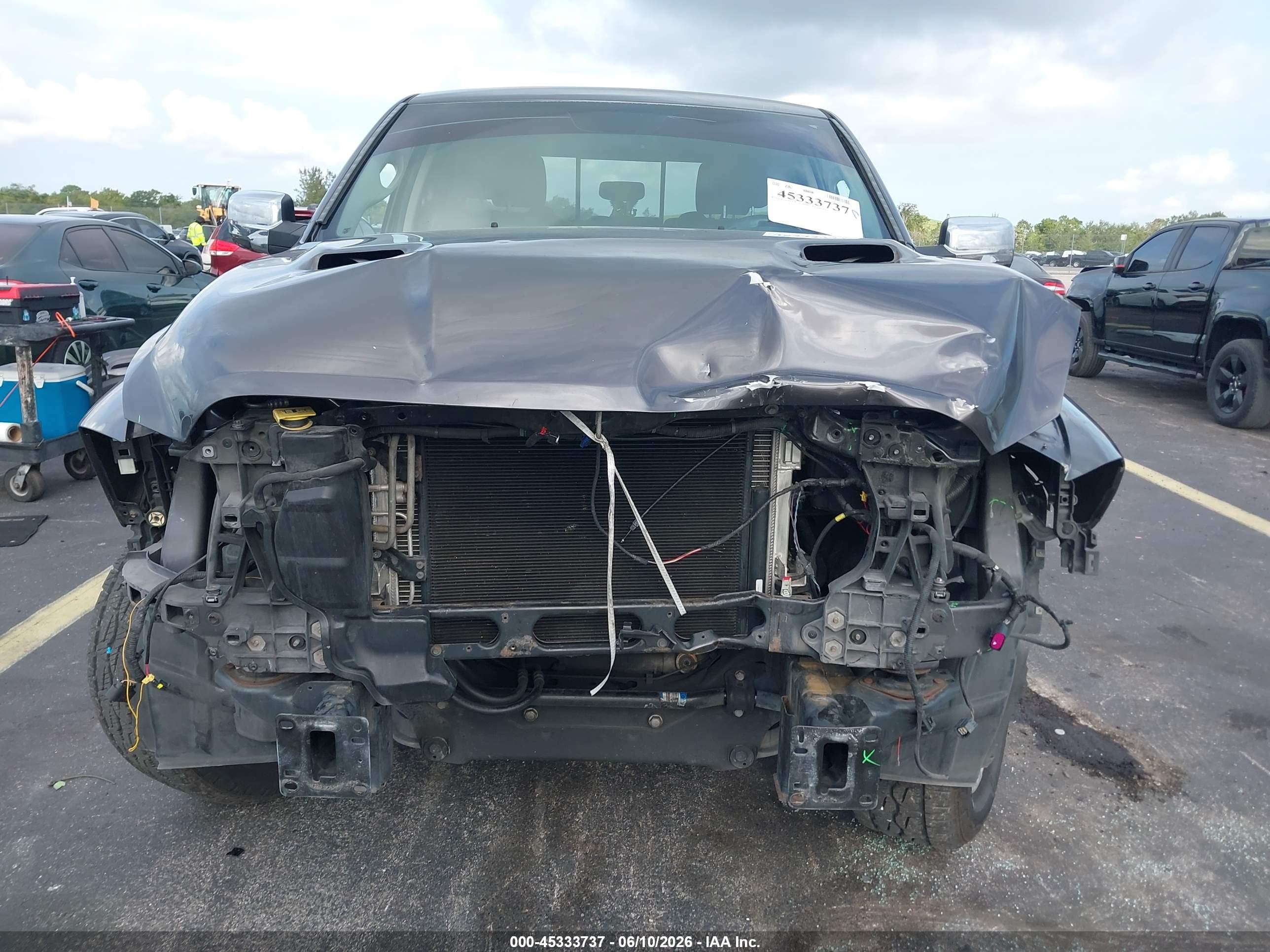 2014 Ram 1500 Sport Gray vin: 1C6RR7HT7ES370322