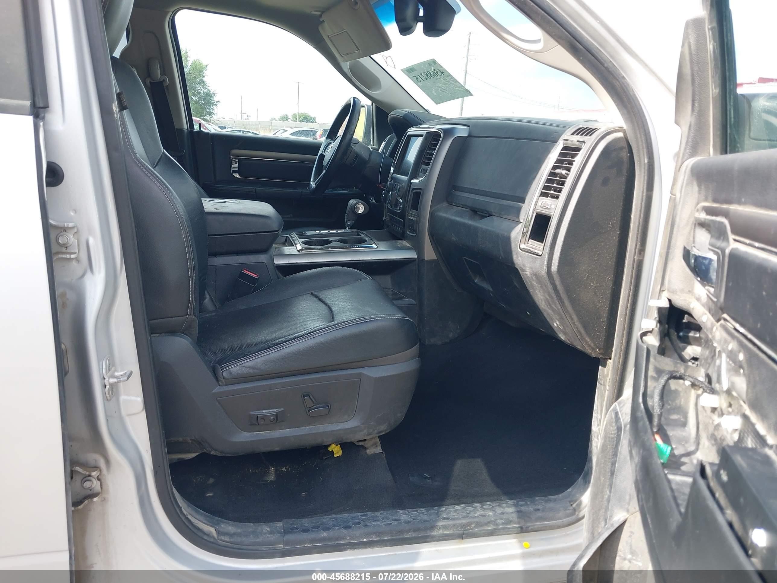 2013 Ram 1500 Sport Серебряный vin: 1C6RR7HT8DS509274