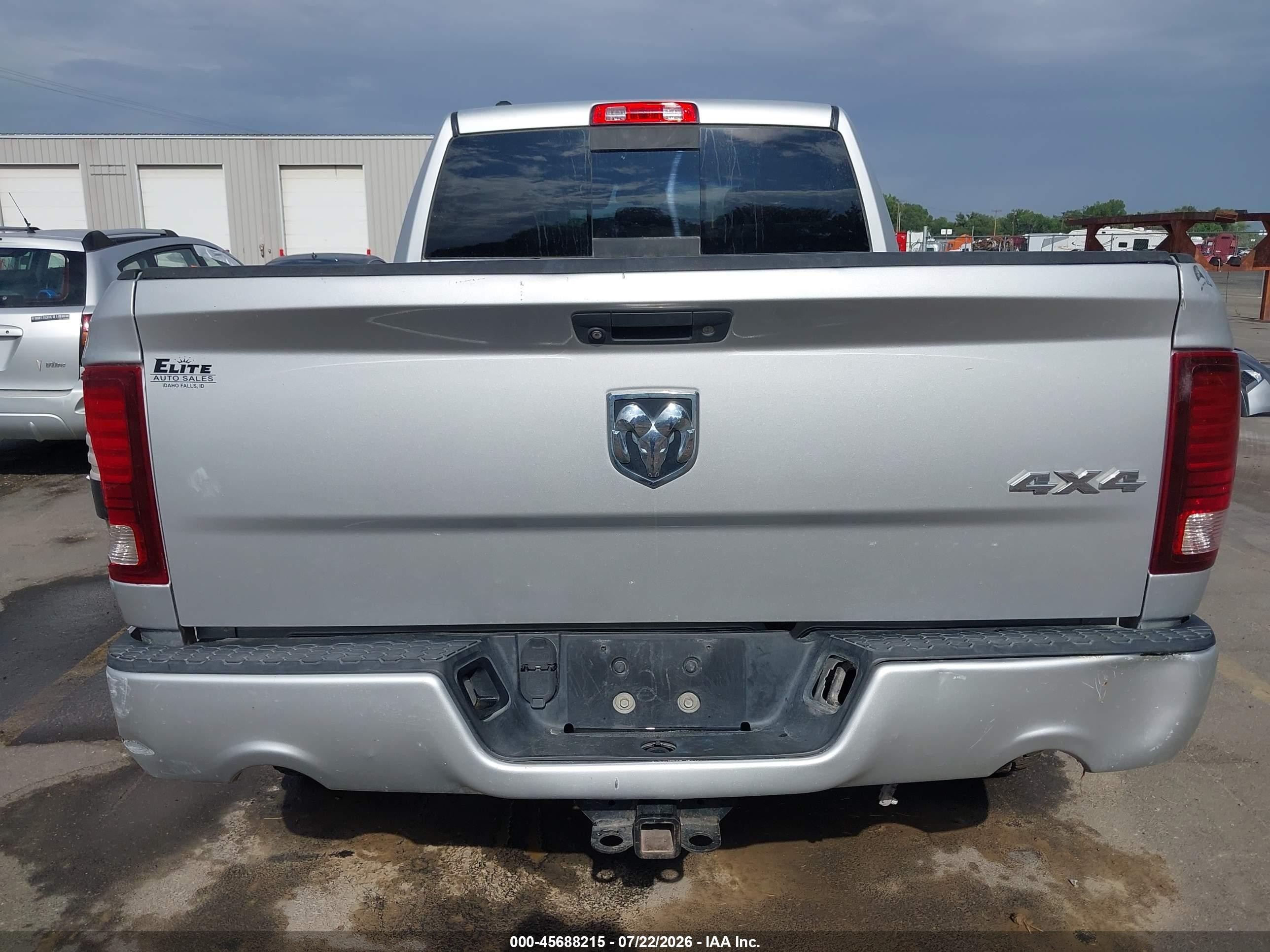2013 Ram 1500 Sport Серебряный vin: 1C6RR7HT8DS509274