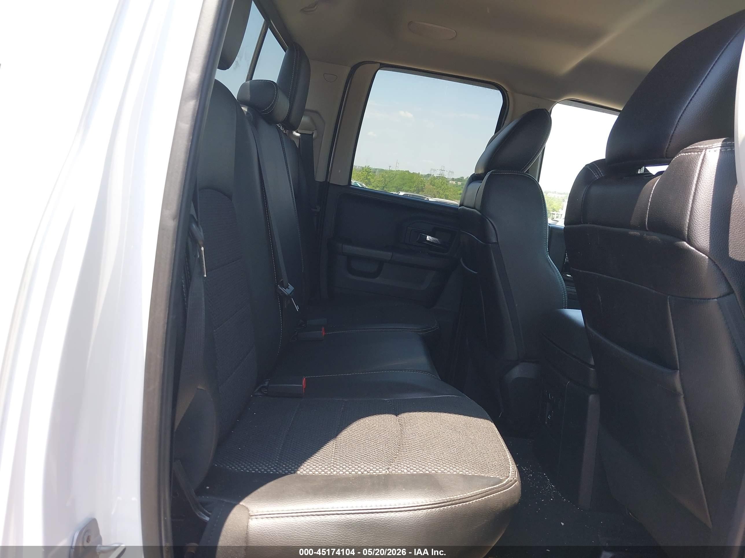 2014 Ram 1500 Sport White vin: 1C6RR7HT8ES299714