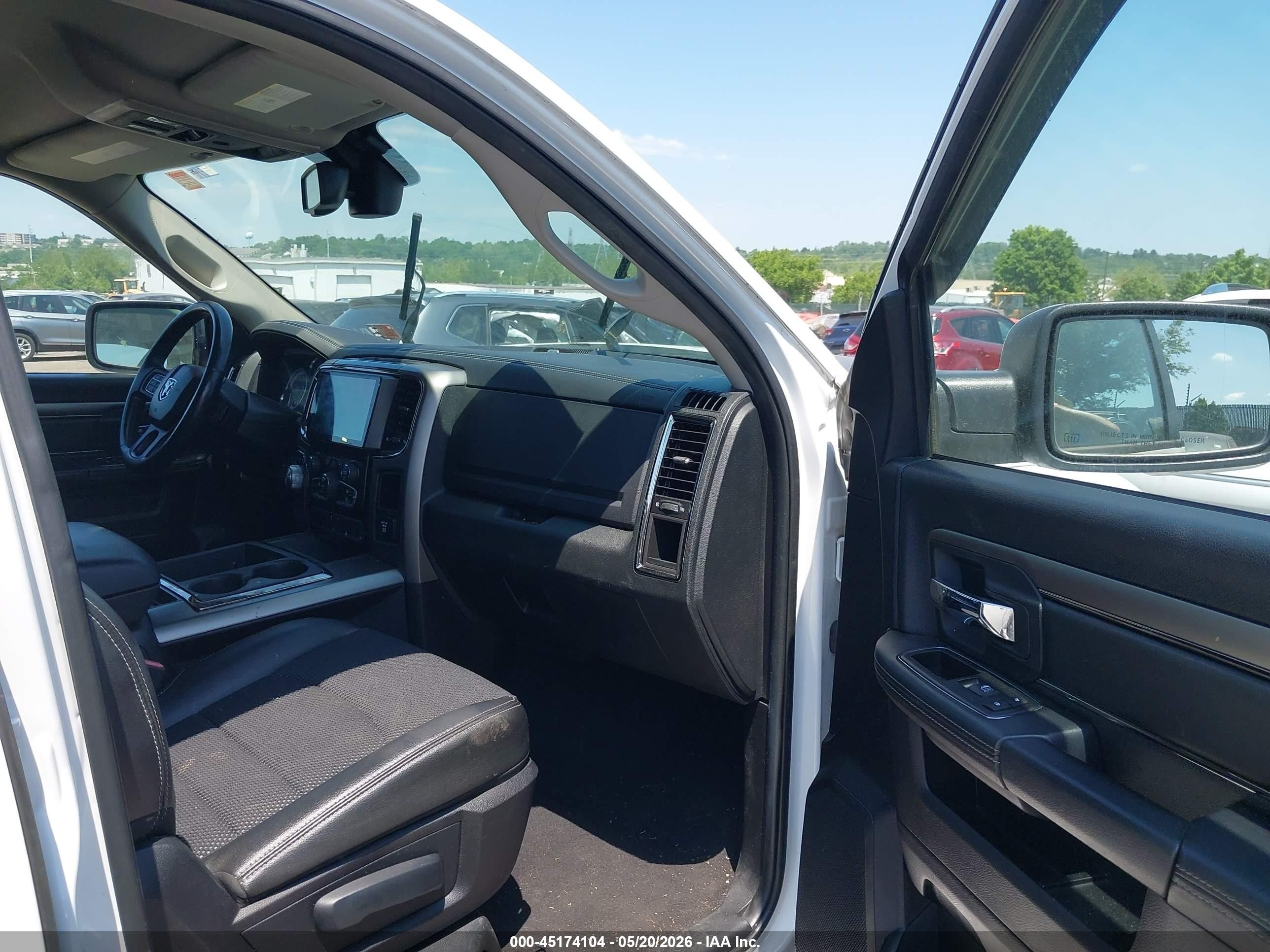 2014 Ram 1500 Sport White vin: 1C6RR7HT8ES299714