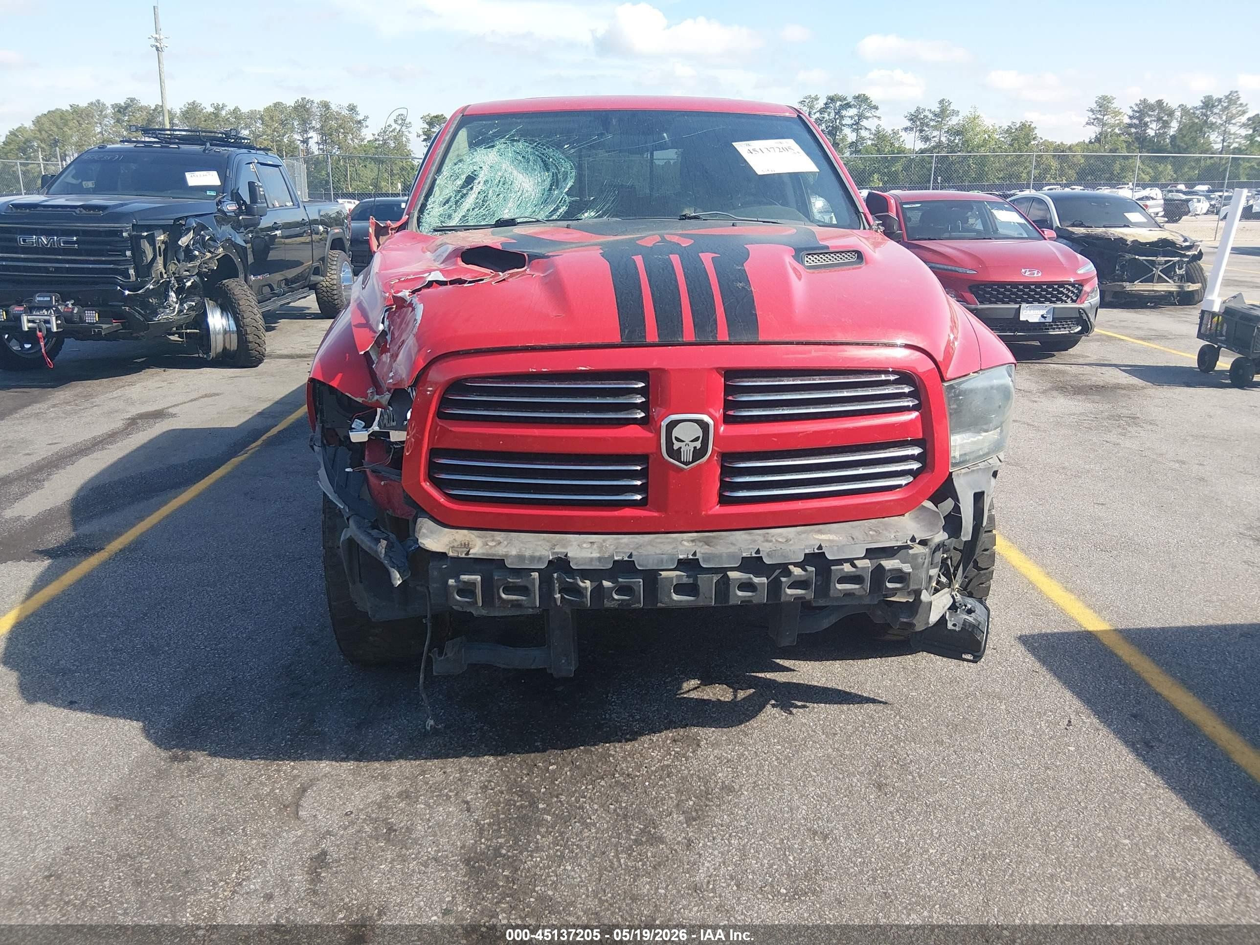 2015 Ram 1500 Sport Red vin: 1C6RR7HT8FS741585