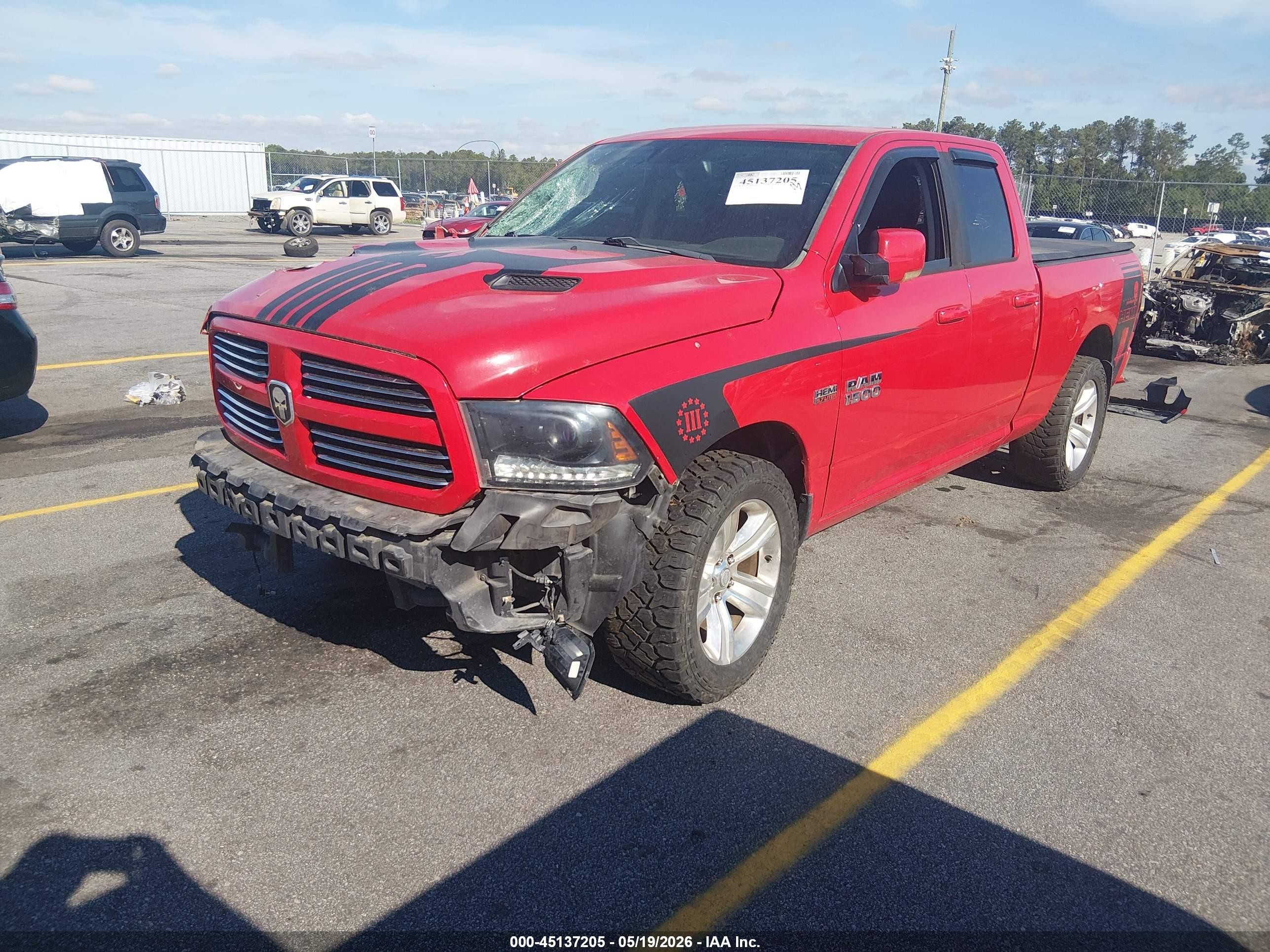2015 Ram 1500 Sport Red vin: 1C6RR7HT8FS741585