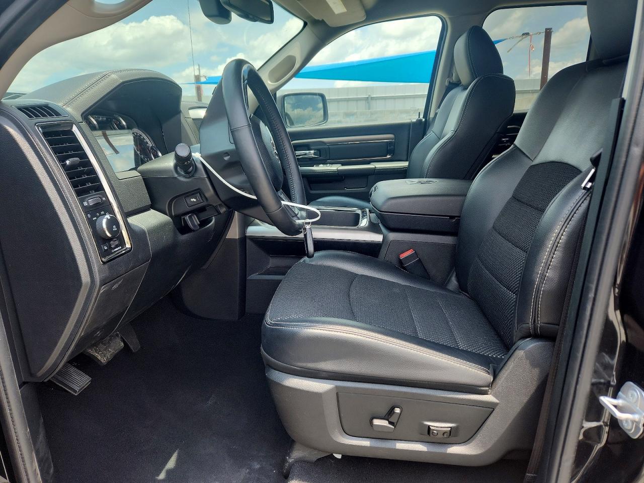 2018 Ram 1500 Sport Black vin: 1C6RR7HT9JS125046