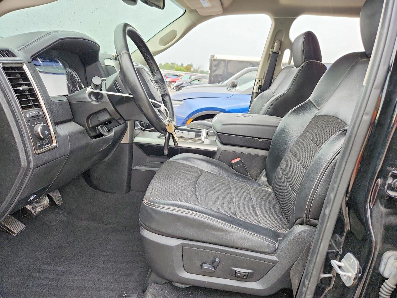 2013 Ram 1500 Sport Black vin: 1C6RR7HTXDS611322