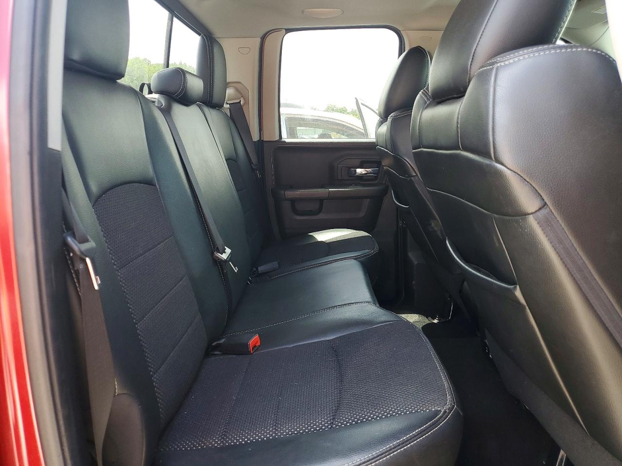 2013 Ram 1500 Sport Red vin: 1C6RR7HTXDS668572