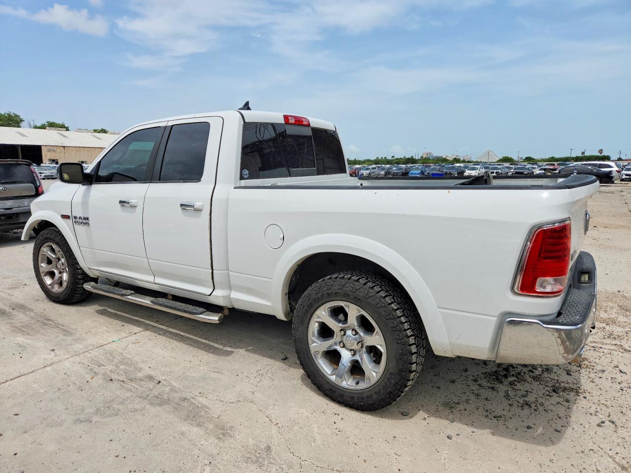 2014 Ram 1500 Laramie White vin: 1C6RR7JM7ES475252