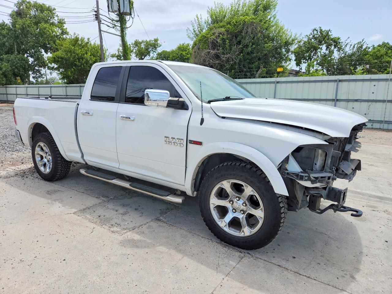 2014 Ram 1500 Laramie White vin: 1C6RR7JM7ES475252