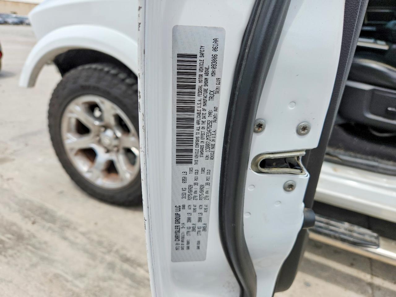 2014 Ram 1500 Laramie White vin: 1C6RR7JM7ES475252