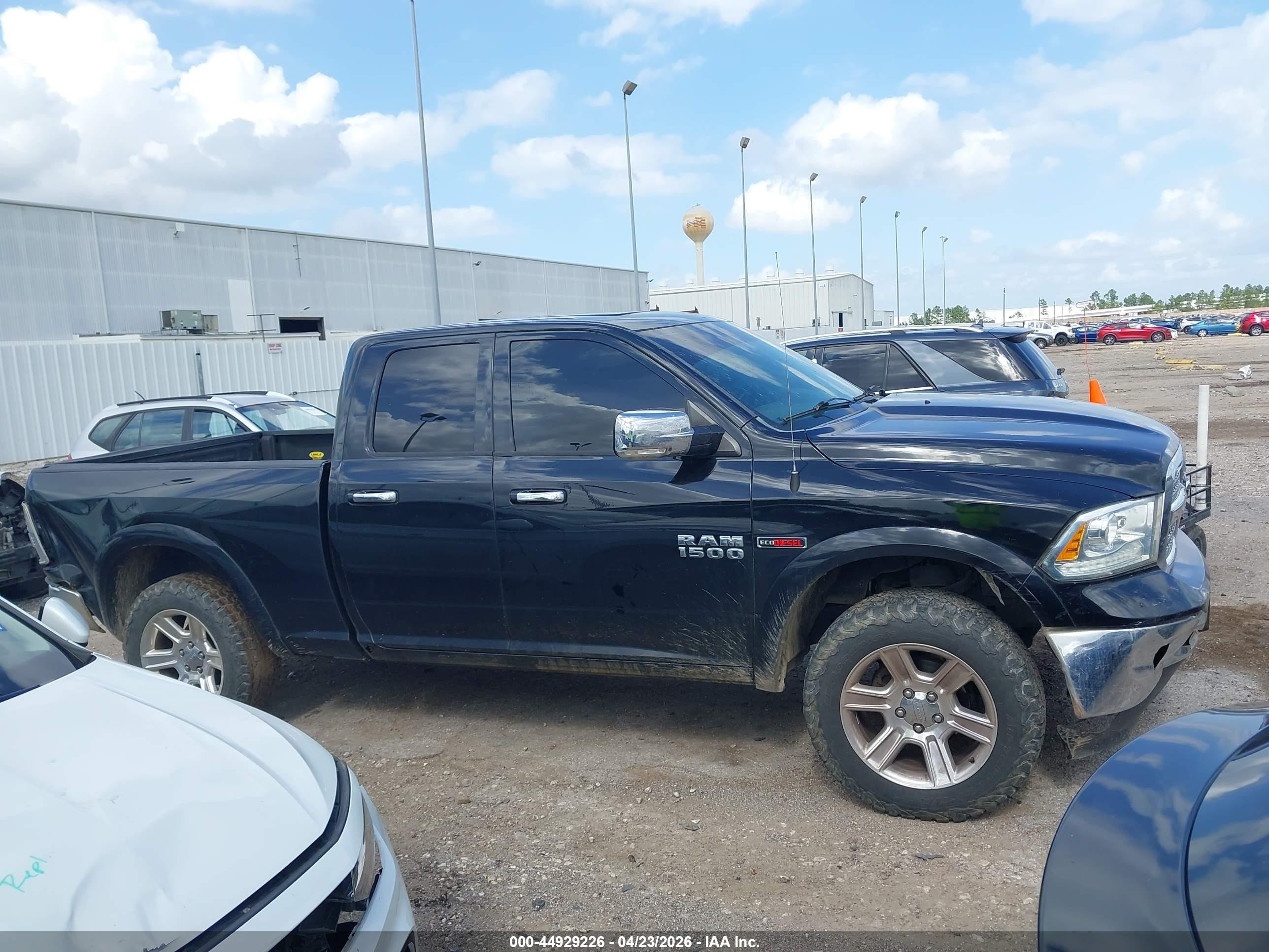2015 Ram 1500 Laramie Black vin: 1C6RR7JM7FS572498