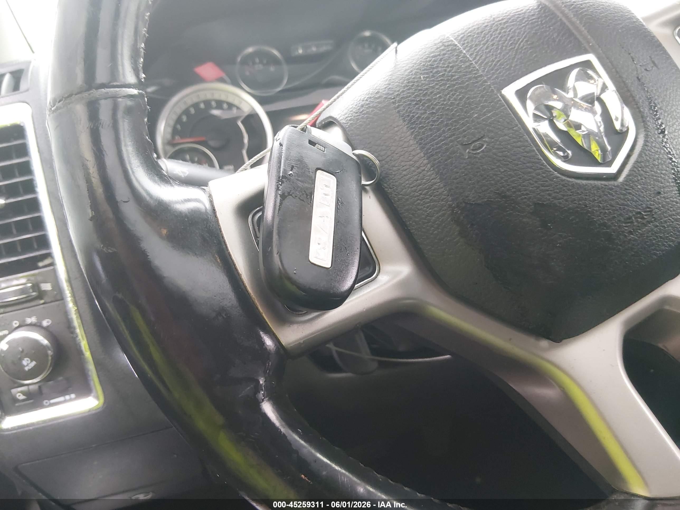 2014 Ram 1500 Laramie Черный vin: 1C6RR7JT0ES161191