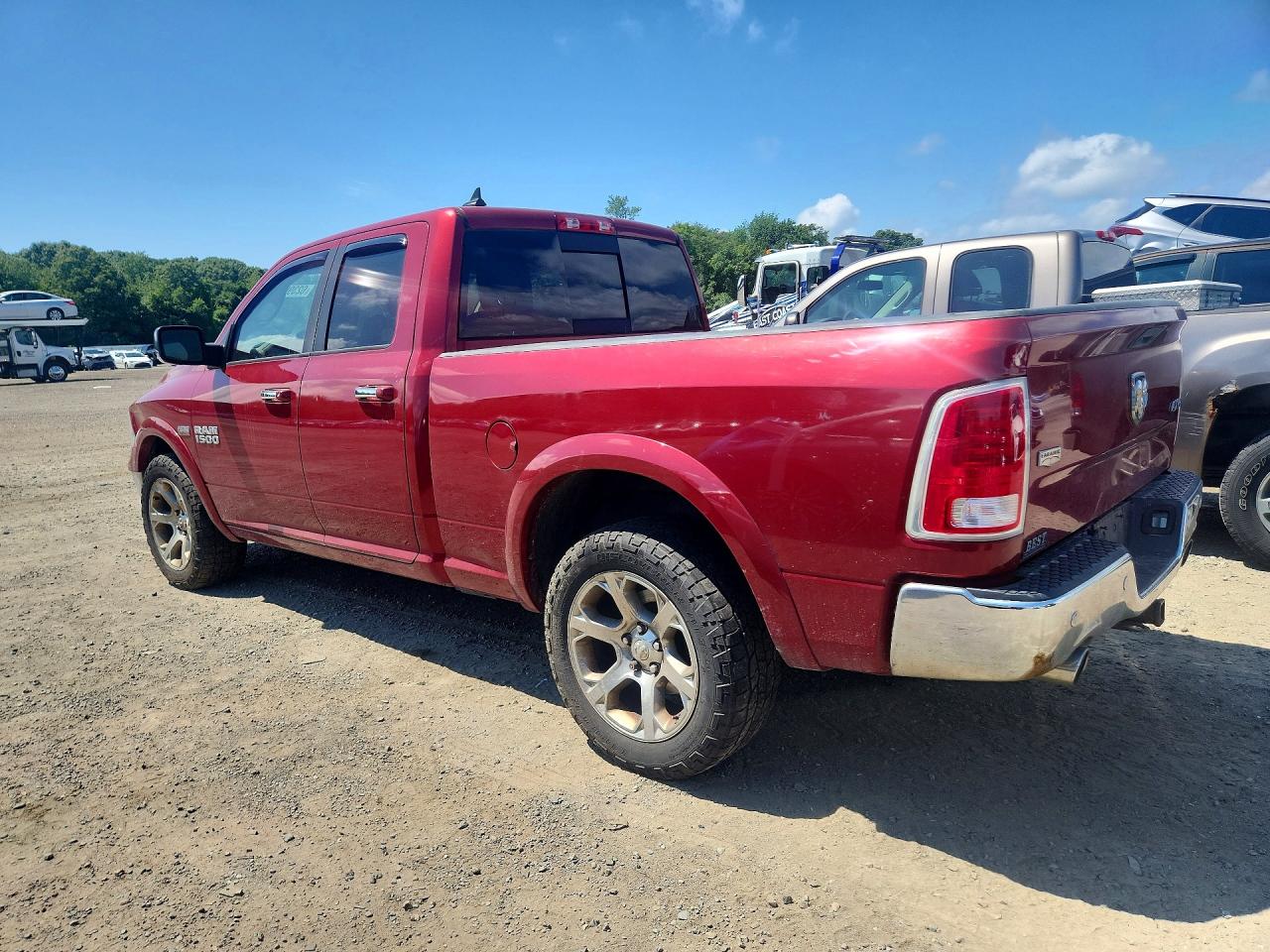 2015 Ram 1500 Laramie Red vin: 1C6RR7JT4FS602855