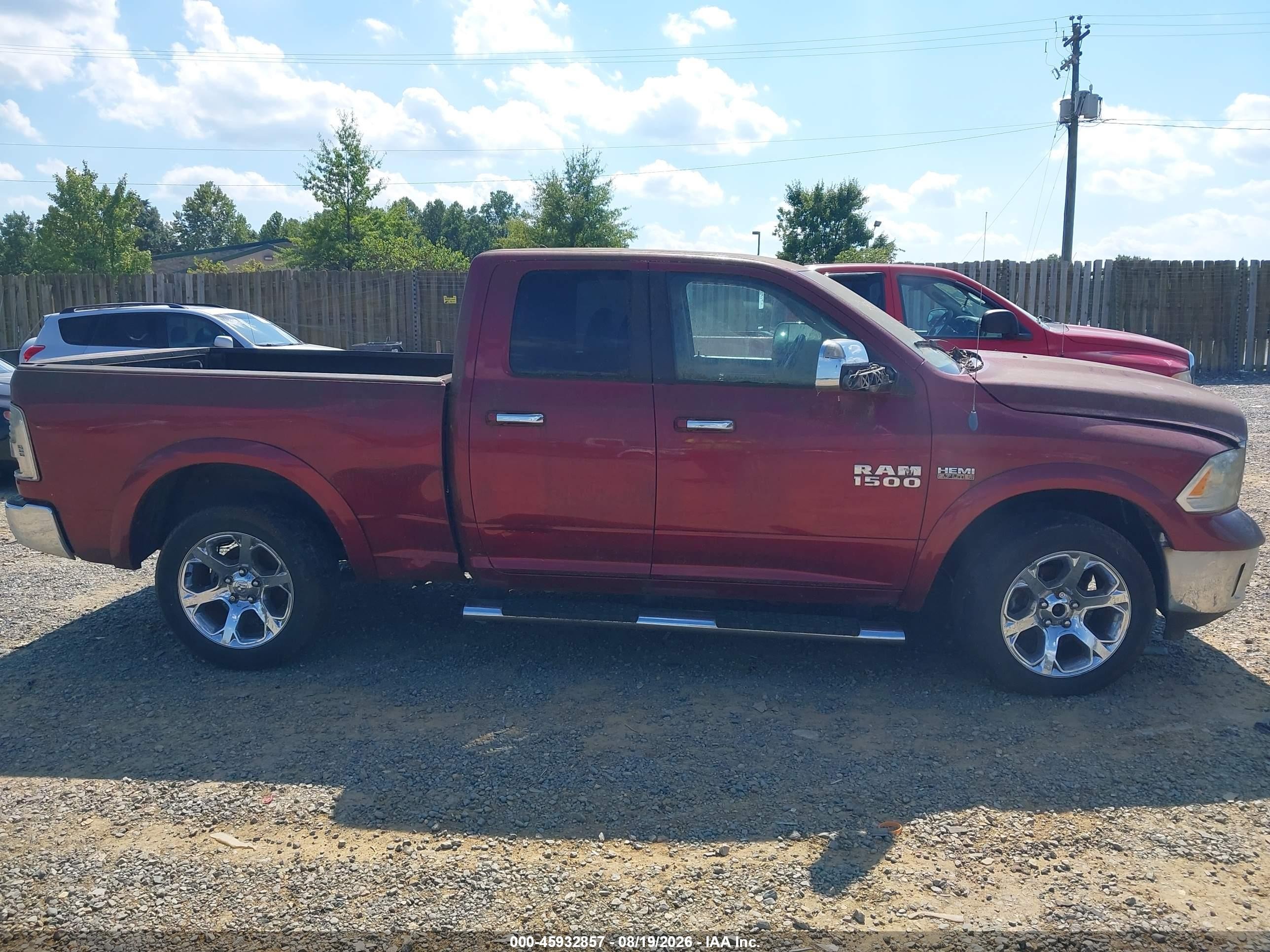 2013 Ram 1500 Laramie Красный vin: 1C6RR7JT5DS531176