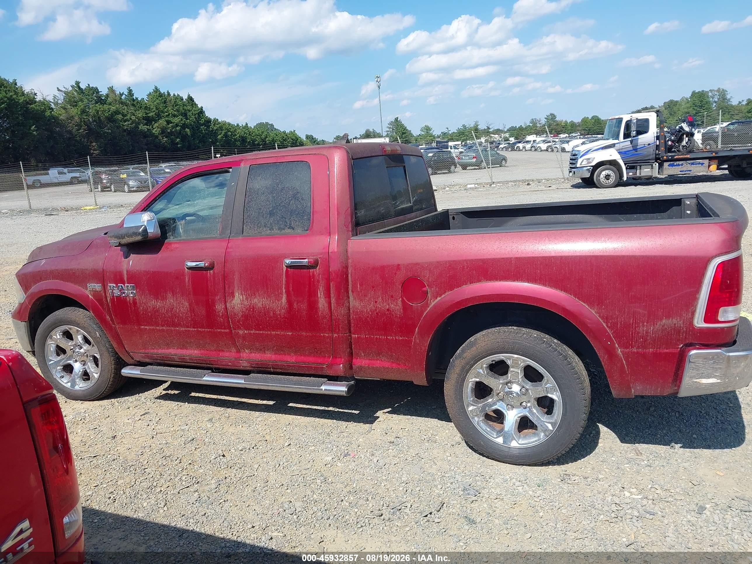 2013 Ram 1500 Laramie Красный vin: 1C6RR7JT5DS531176