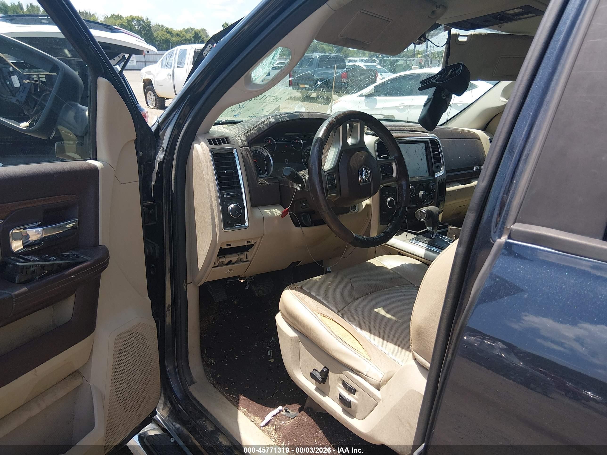 2013 Ram 1500 Laramie Black vin: 1C6RR7JT5DS669574