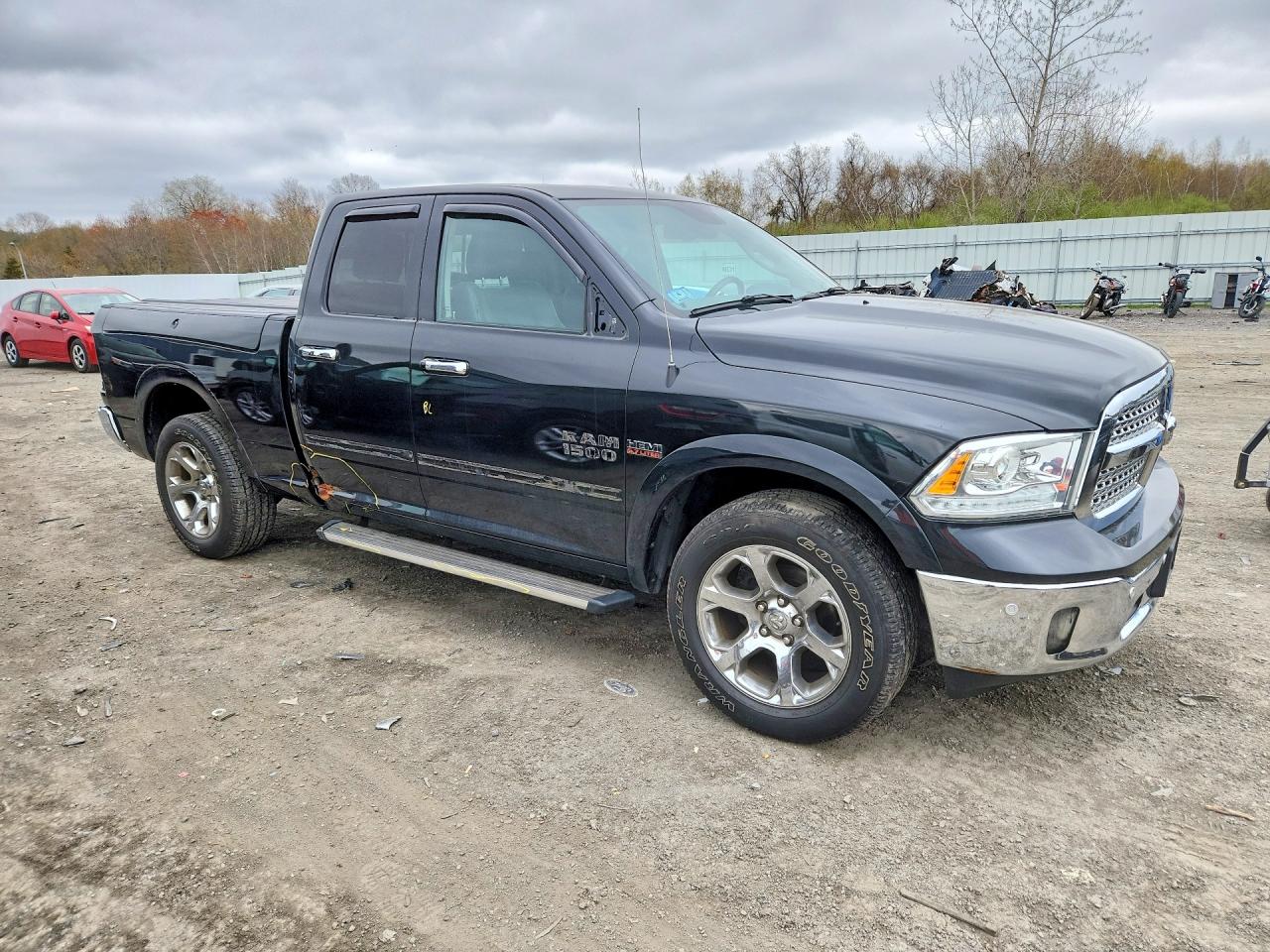 2016 Ram 1500 Laramie Black vin: 1C6RR7JT7GS328536