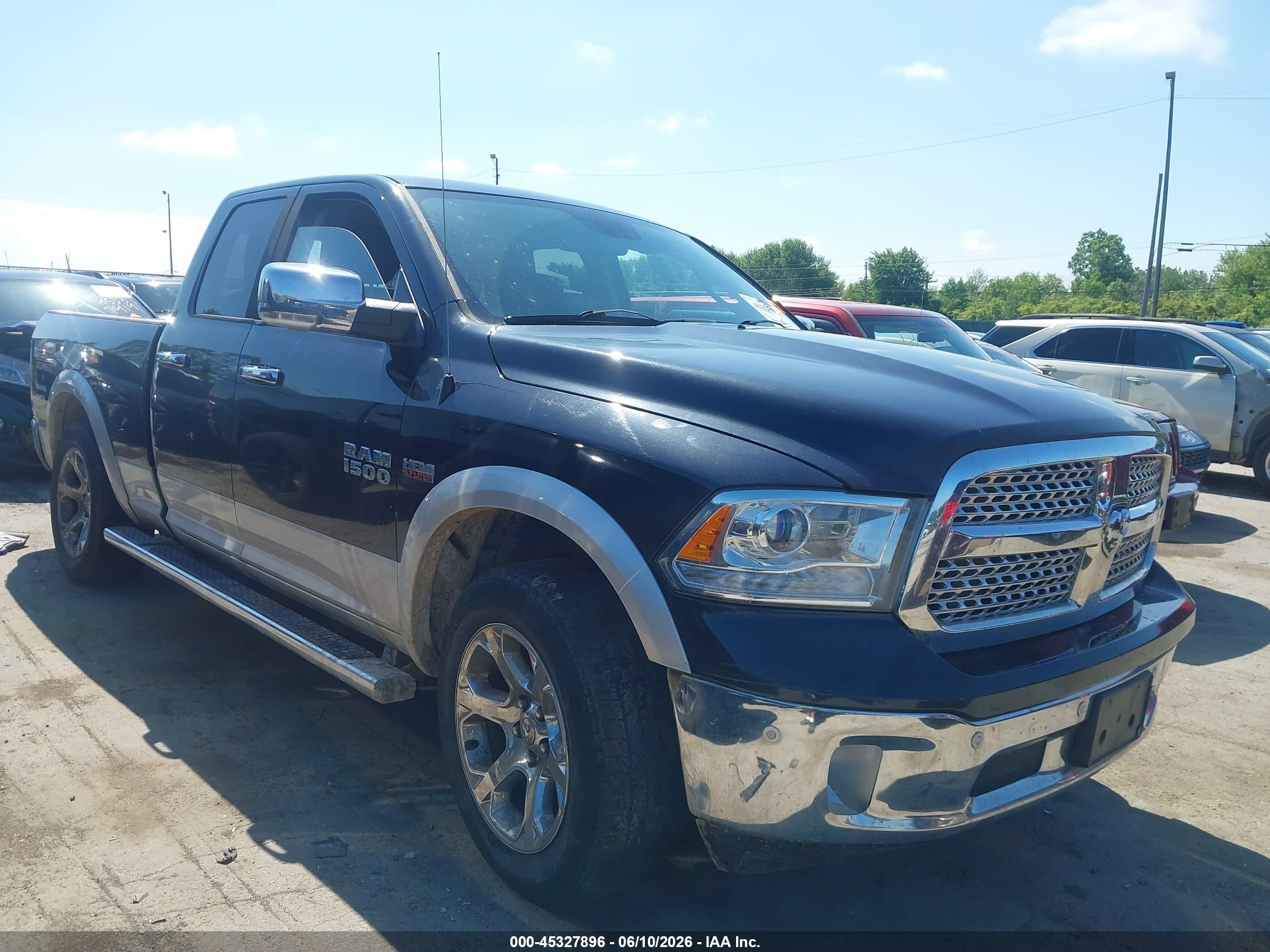 2015 Ram 1500 Laramie Gray vin: 1C6RR7JTXFS573801