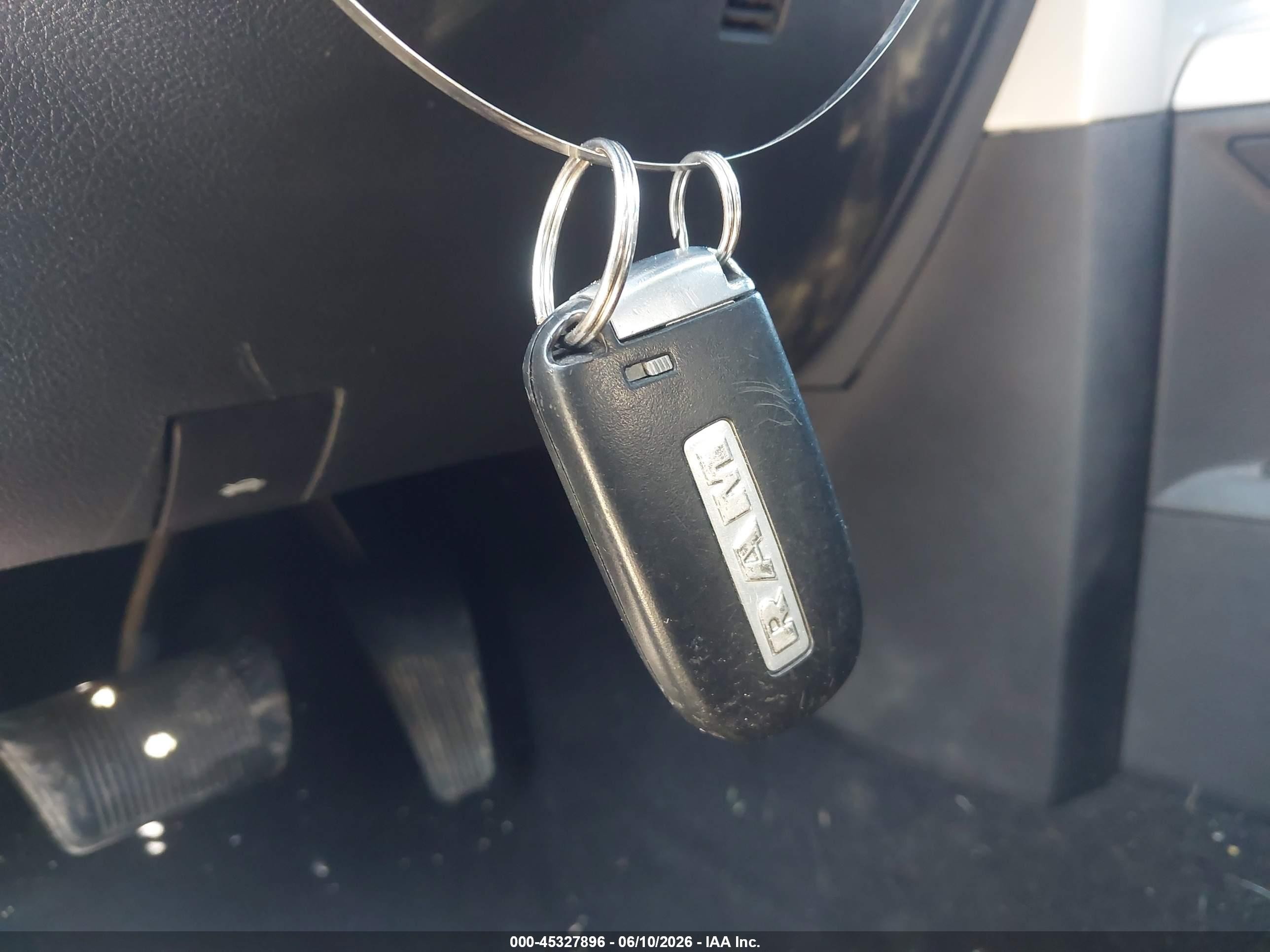 2015 Ram 1500 Laramie Gray vin: 1C6RR7JTXFS573801