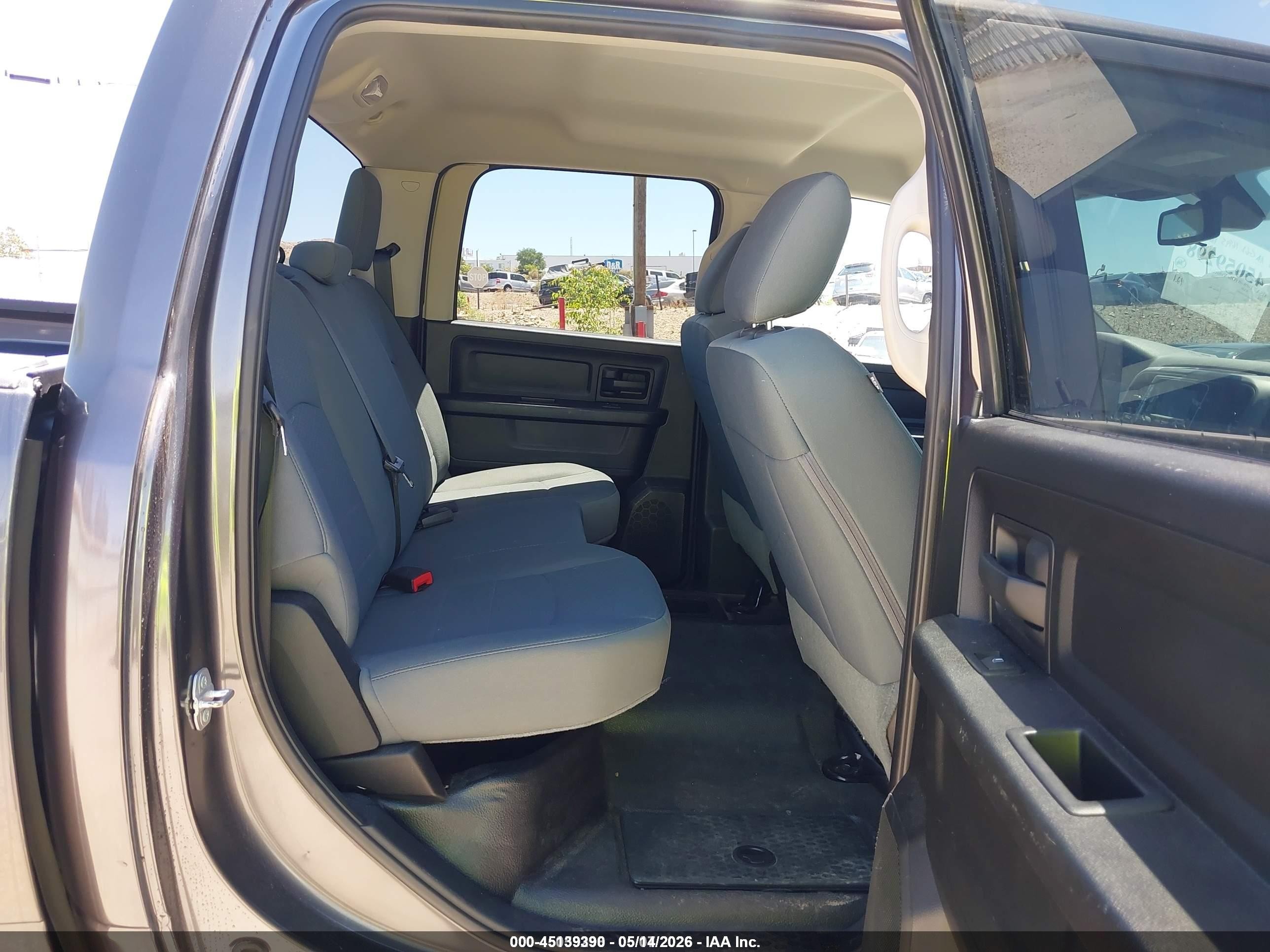 2016 Ram 1500 Tradesman Gray vin: 1C6RR7KG0GS348905