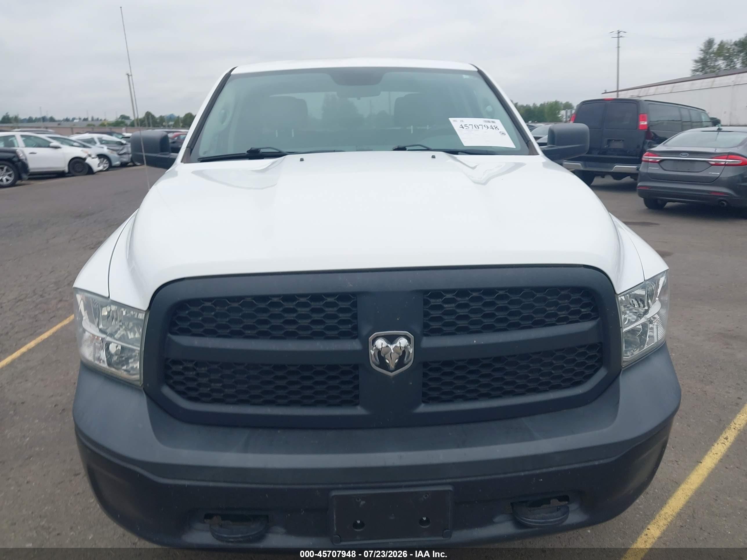 2018 Ram 1500 Tradesman  4x4 5'7 Box White vin: 1C6RR7KG0JS297266