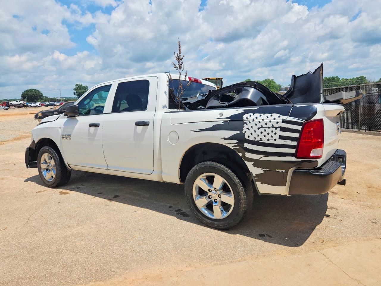2013 Ram 1500 St White vin: 1C6RR7KG1DS678659