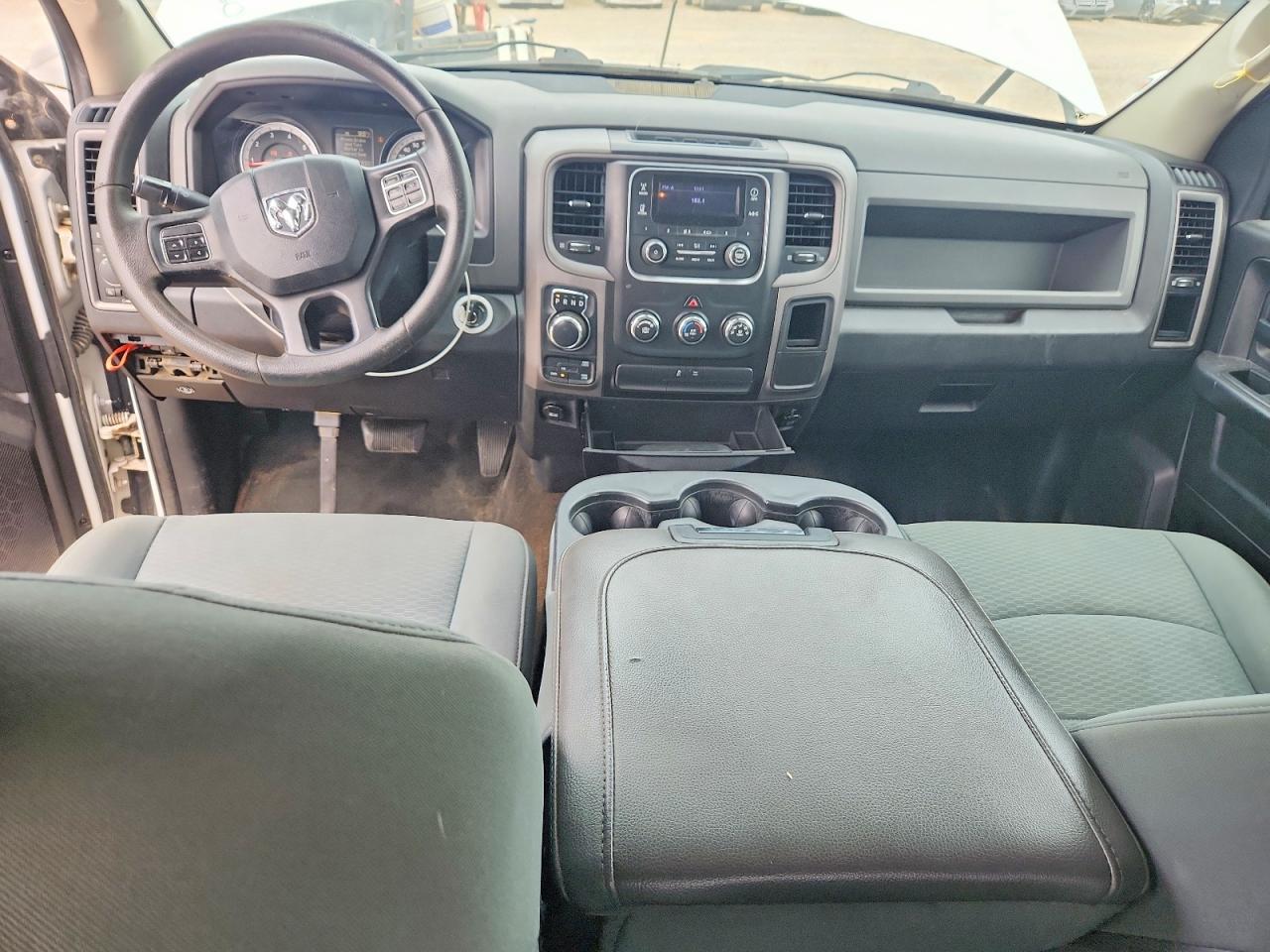2013 Ram 1500 St White vin: 1C6RR7KG1DS678659
