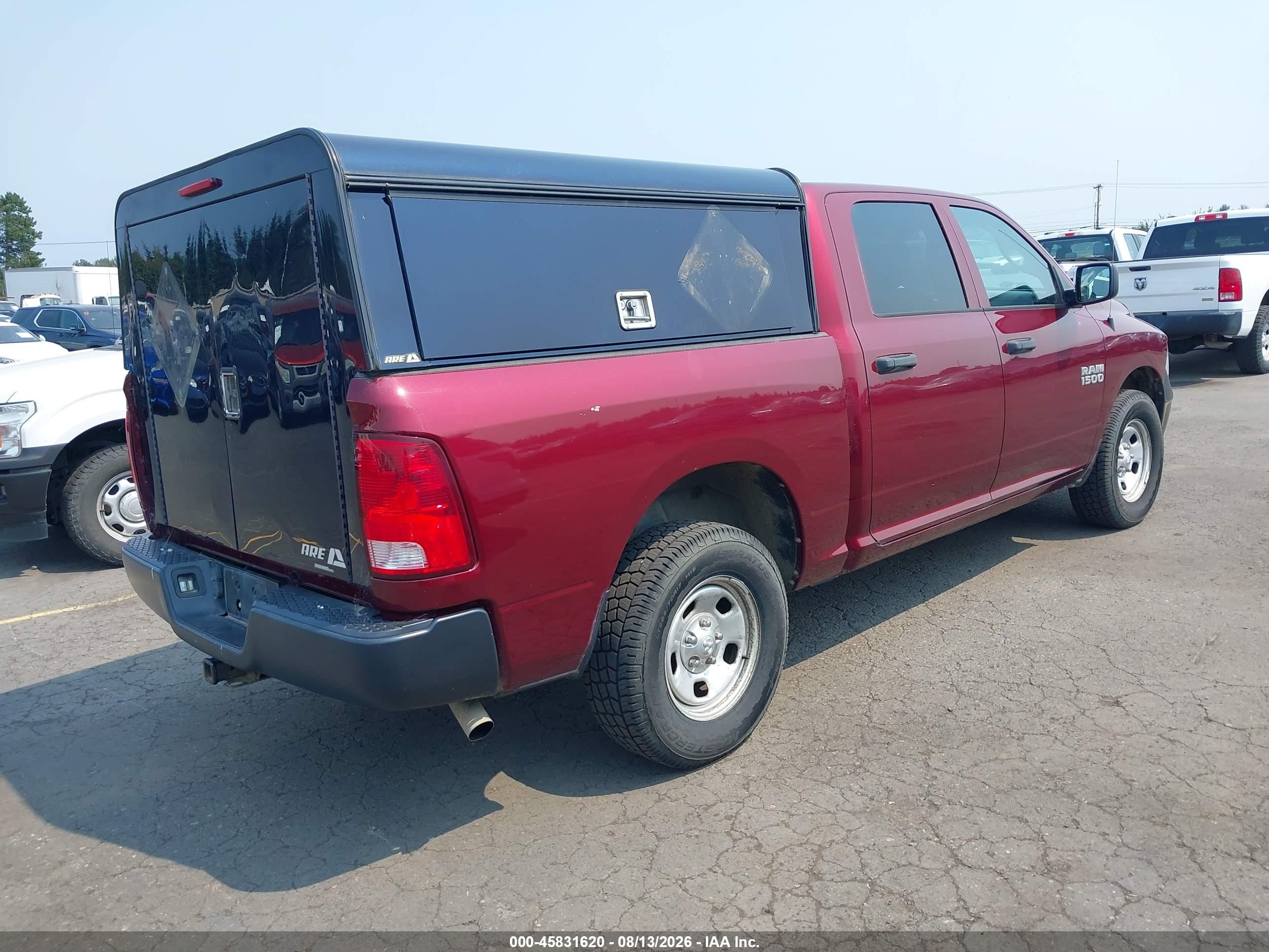 2018 Ram 1500 Tradesman  4x4 5'7 Box Silver vin: 1C6RR7KG1JS106163