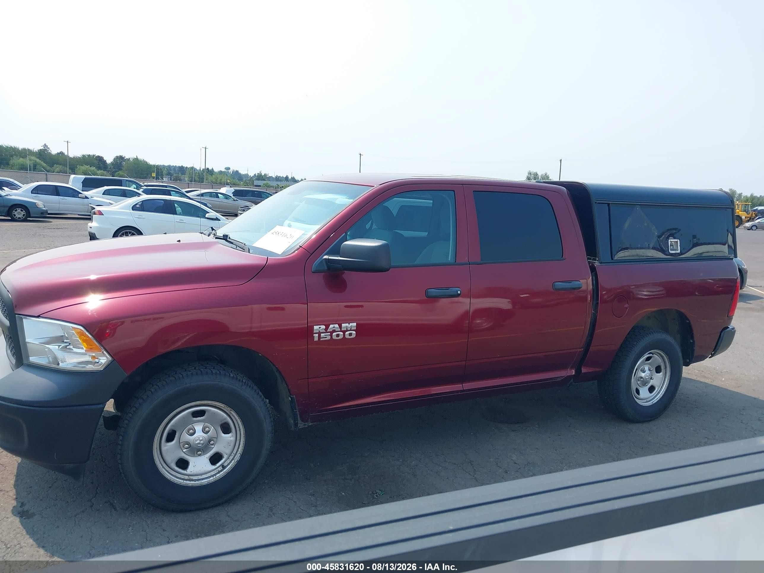 2018 Ram 1500 Tradesman  4x4 5'7 Box Silver vin: 1C6RR7KG1JS106163