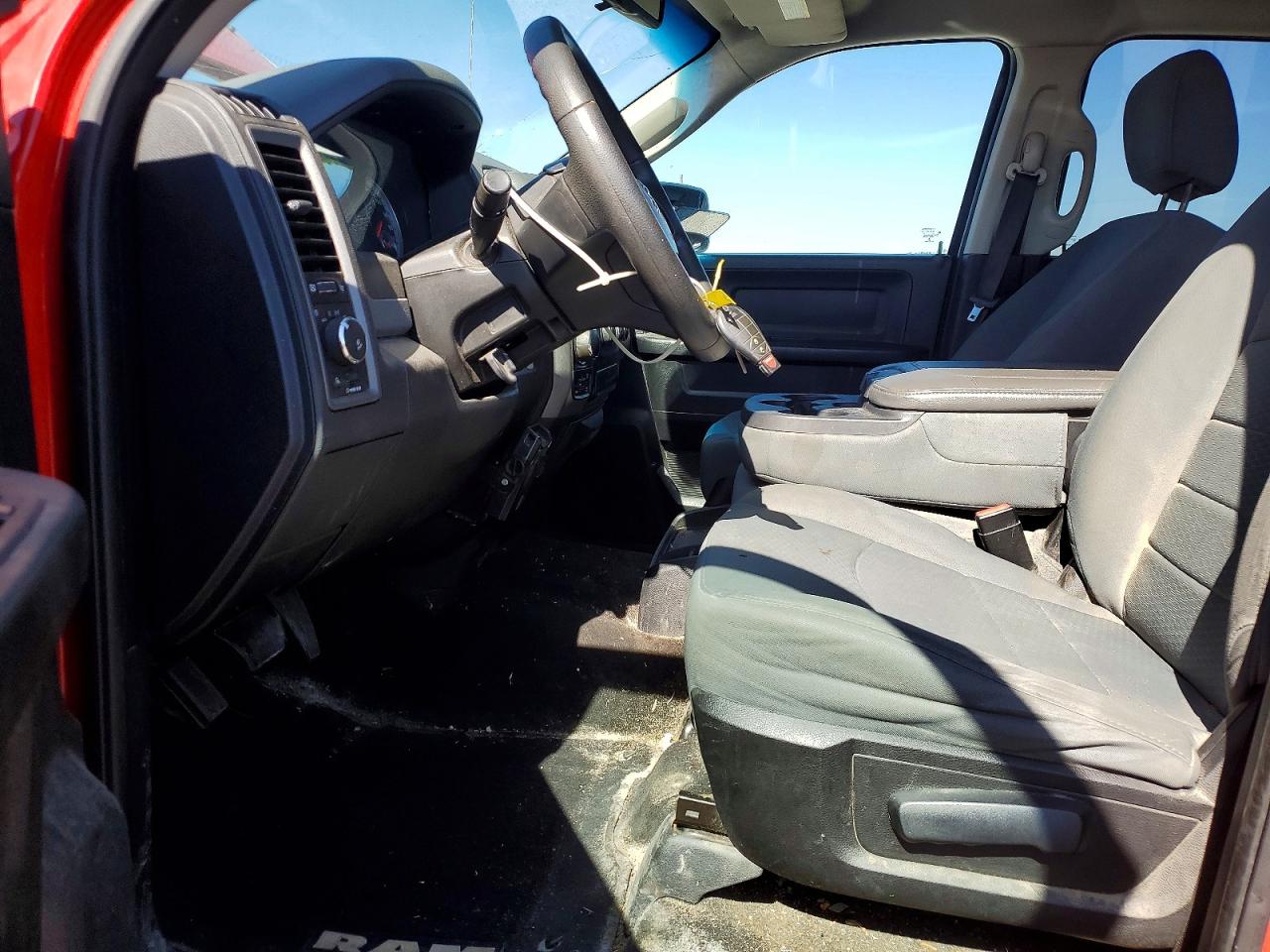 2014 Ram 1500 St Красный vin: 1C6RR7KG3ES131622