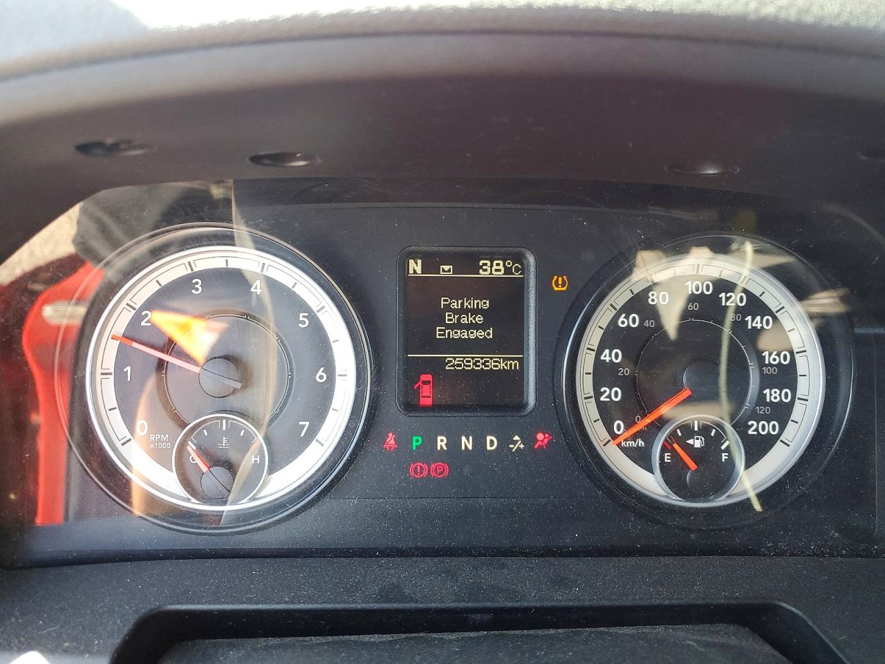 2014 Ram 1500 St Красный vin: 1C6RR7KG3ES131622