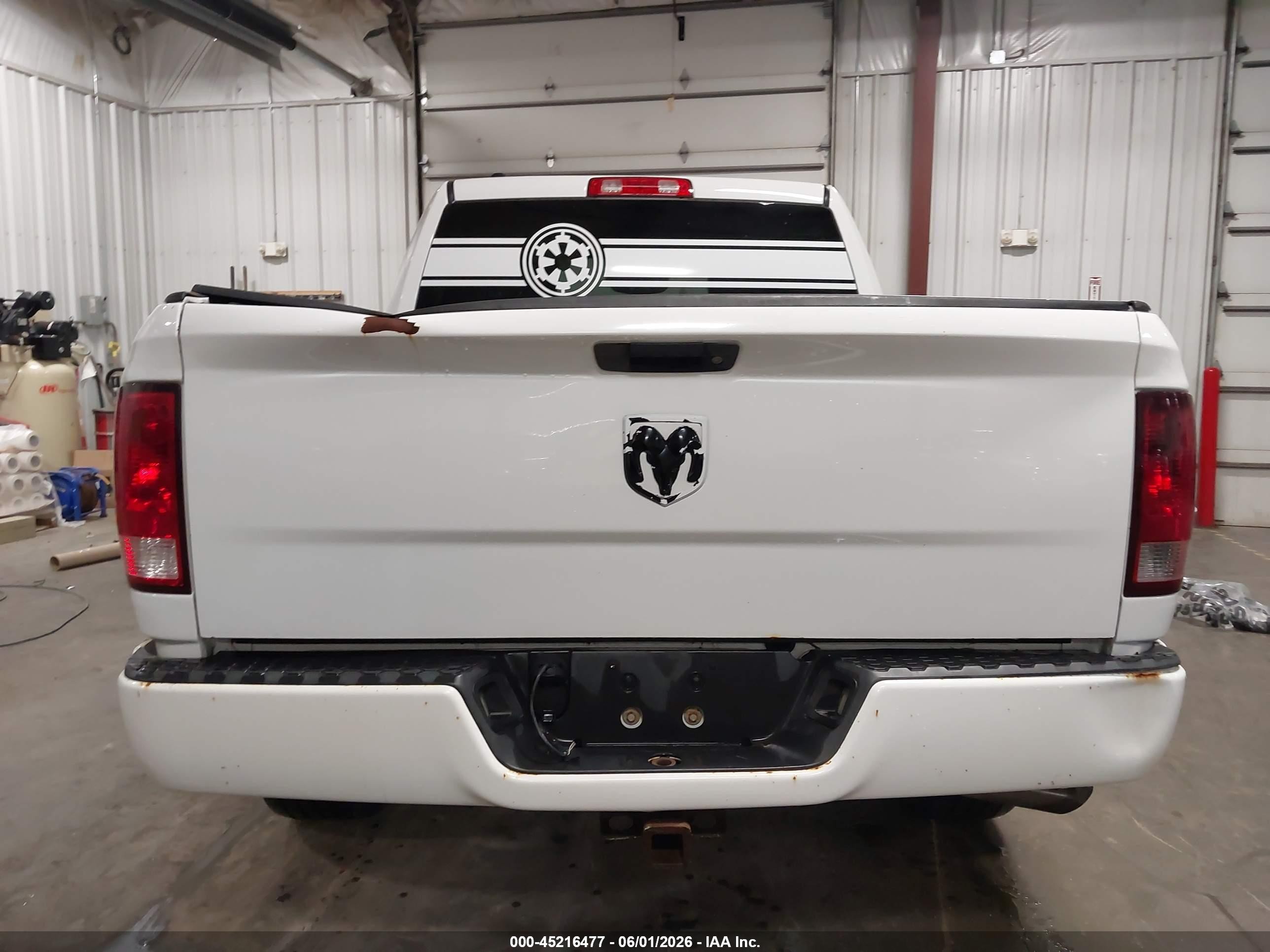 2014 Ram 1500 Express White vin: 1C6RR7KG3ES437171