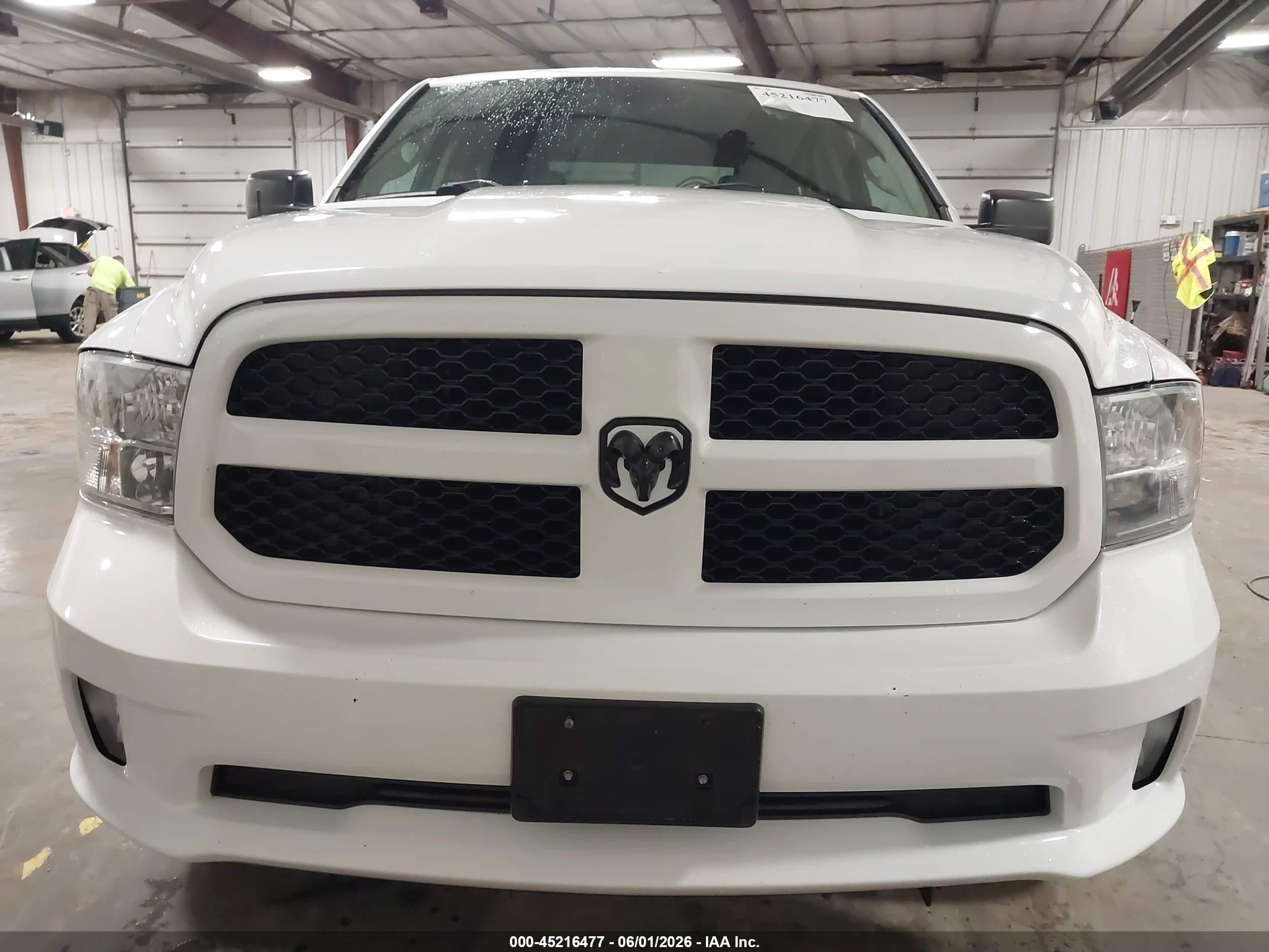 2014 Ram 1500 Express White vin: 1C6RR7KG3ES437171