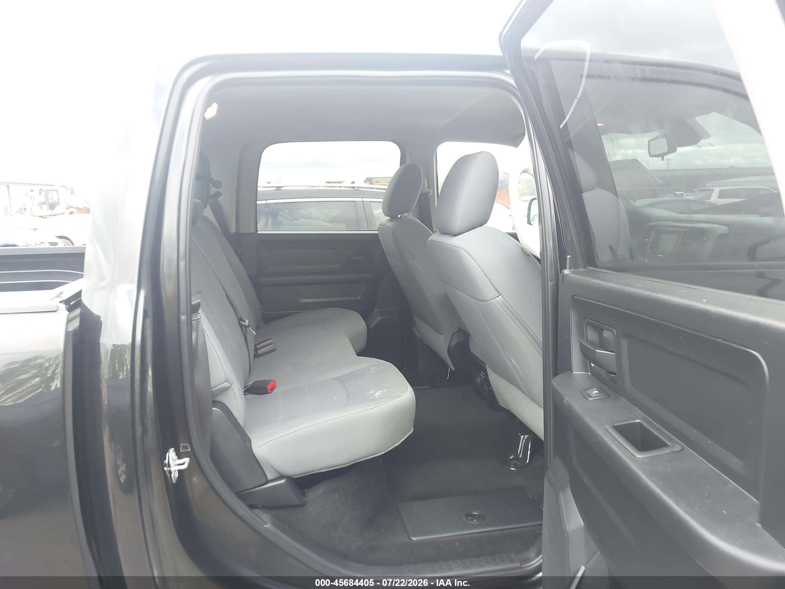 2016 Ram 1500 St Black vin: 1C6RR7KG3GS316224