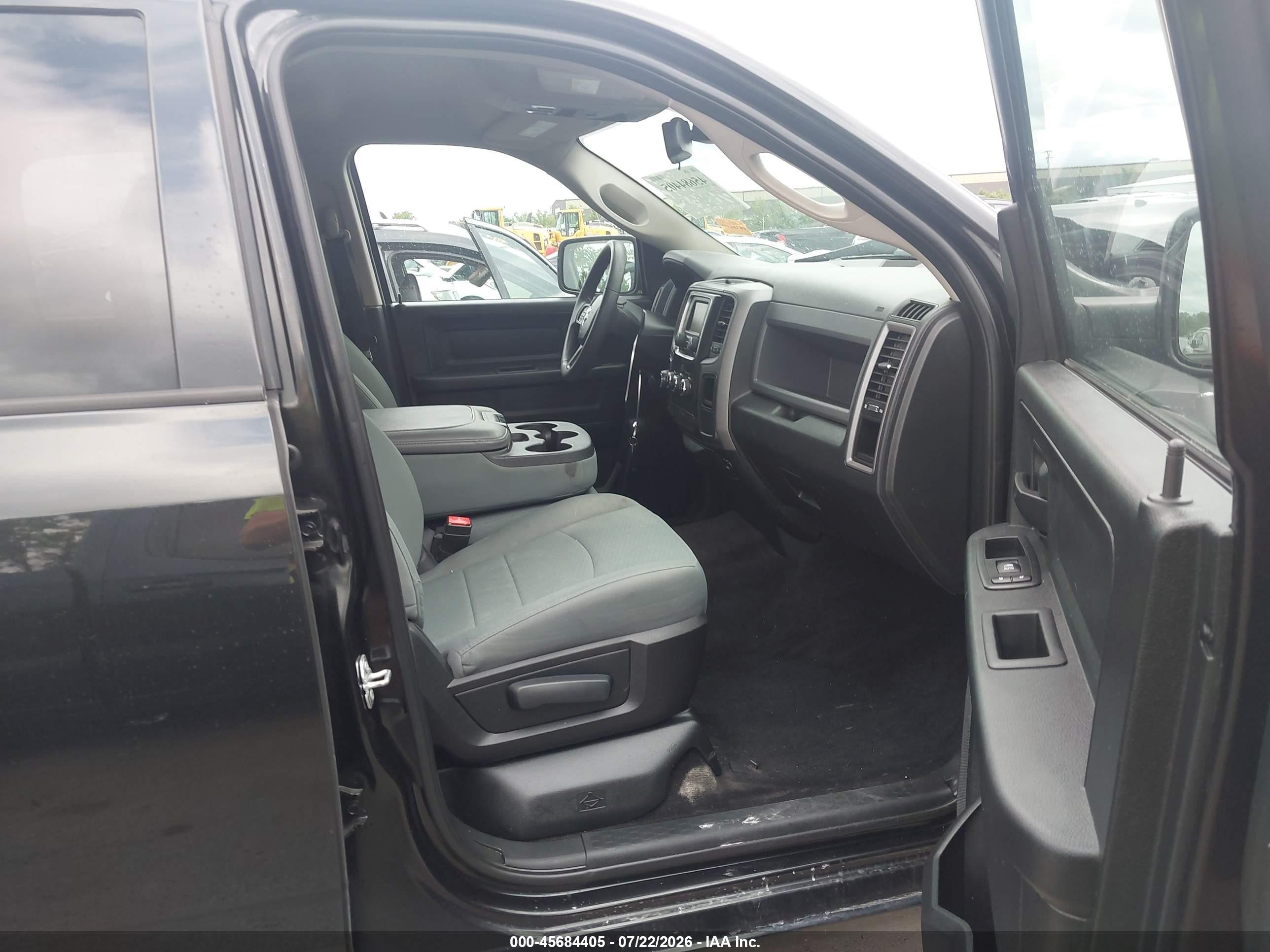 2016 Ram 1500 St Black vin: 1C6RR7KG3GS316224