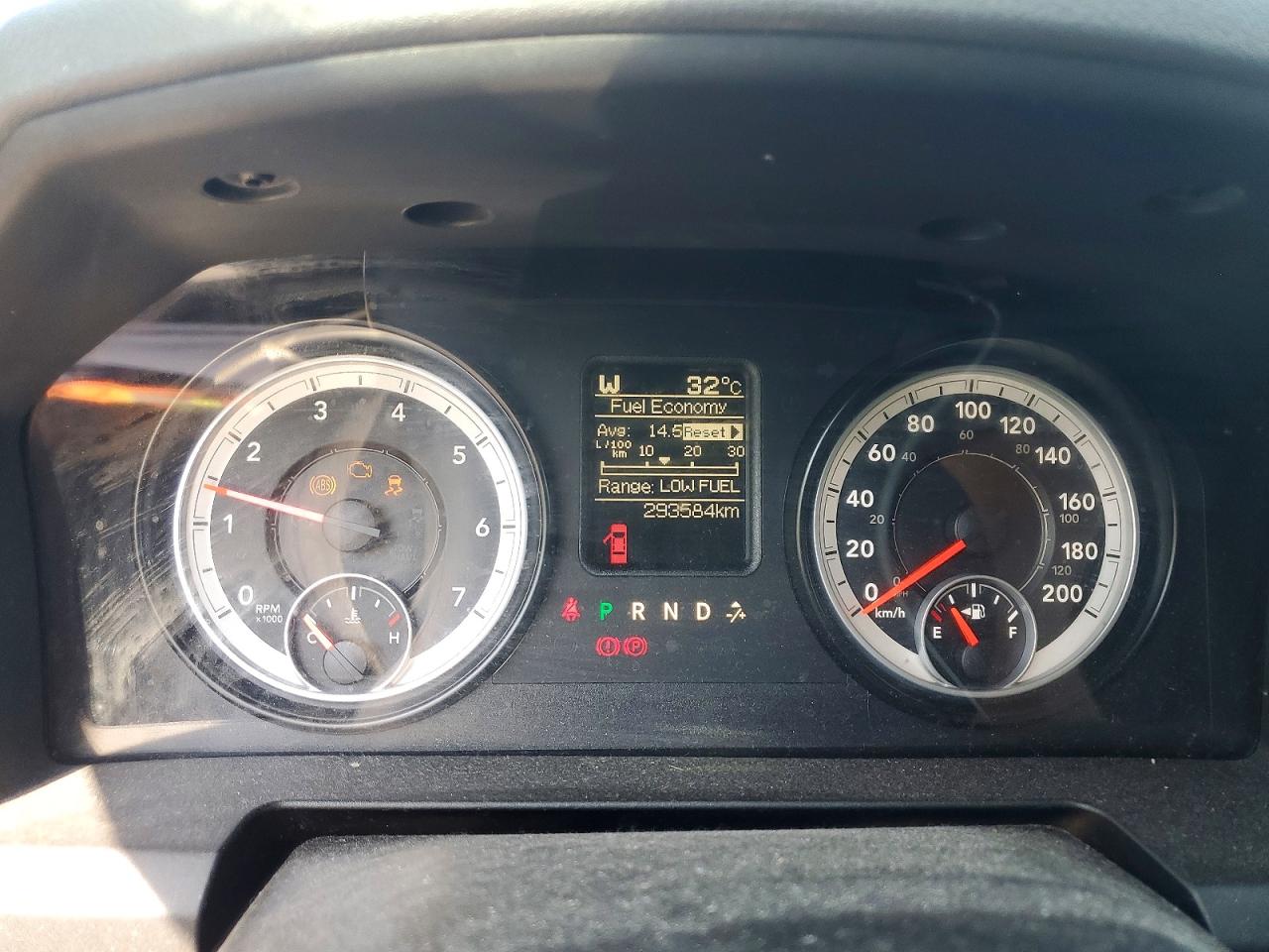 2014 Ram 1500 St Серый vin: 1C6RR7KG4ES269816