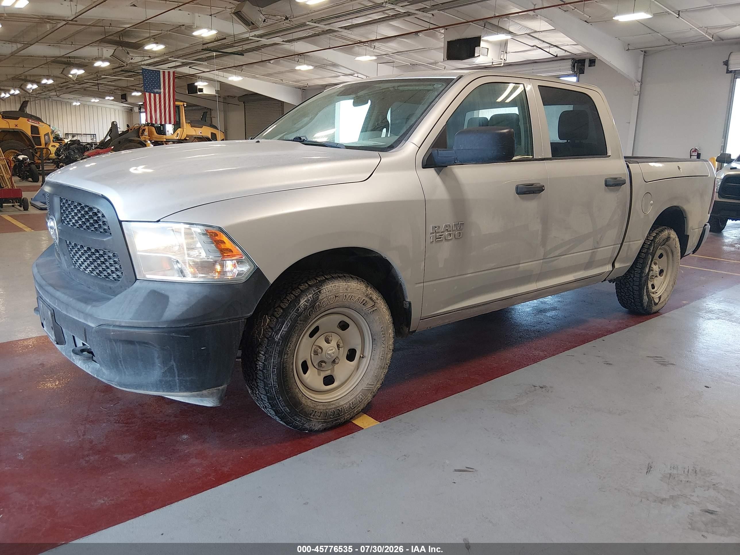 2017 Ram 1500   Silver vin: 1C6RR7KG4HS776641