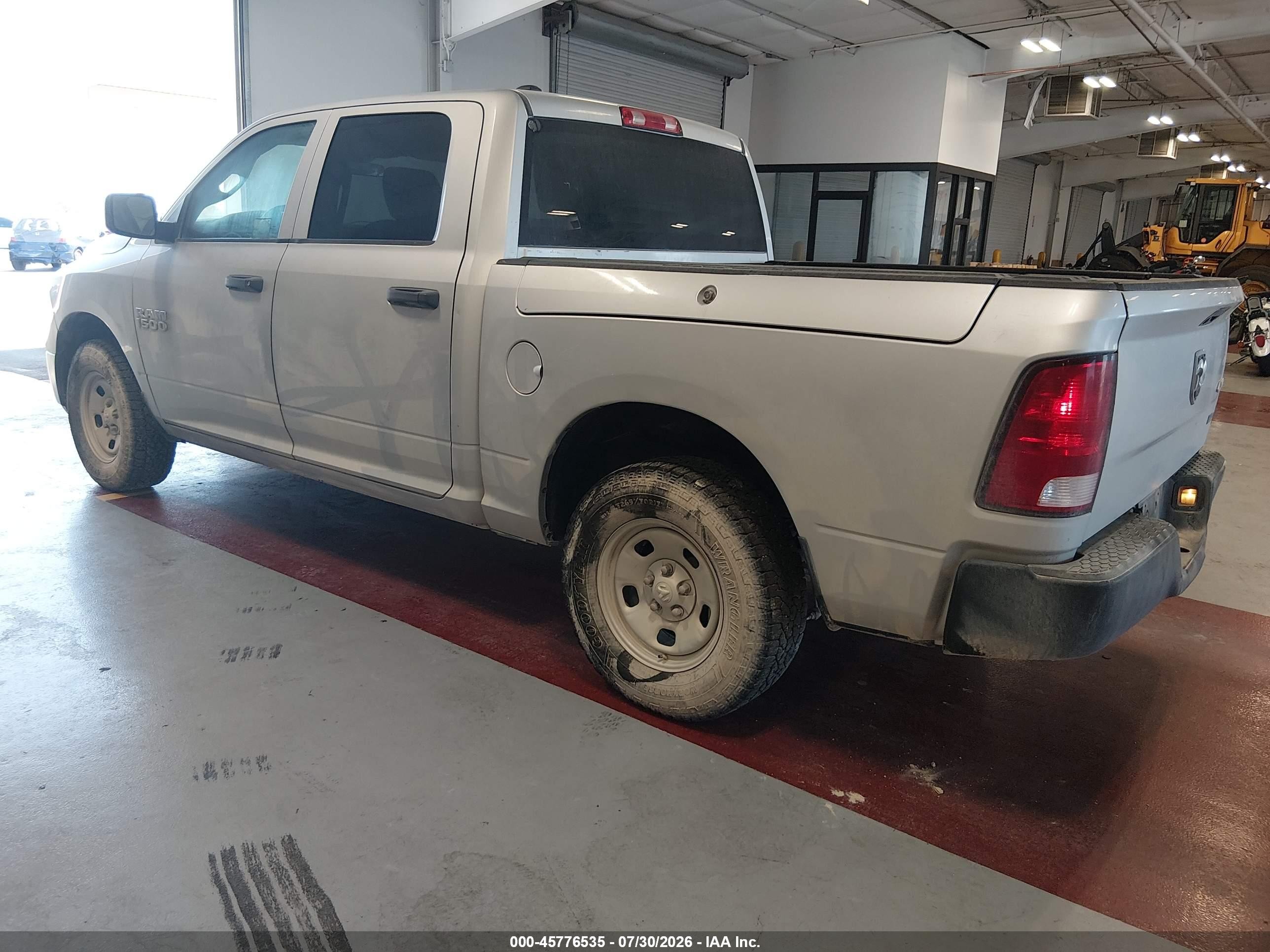 2017 Ram 1500   Silver vin: 1C6RR7KG4HS776641