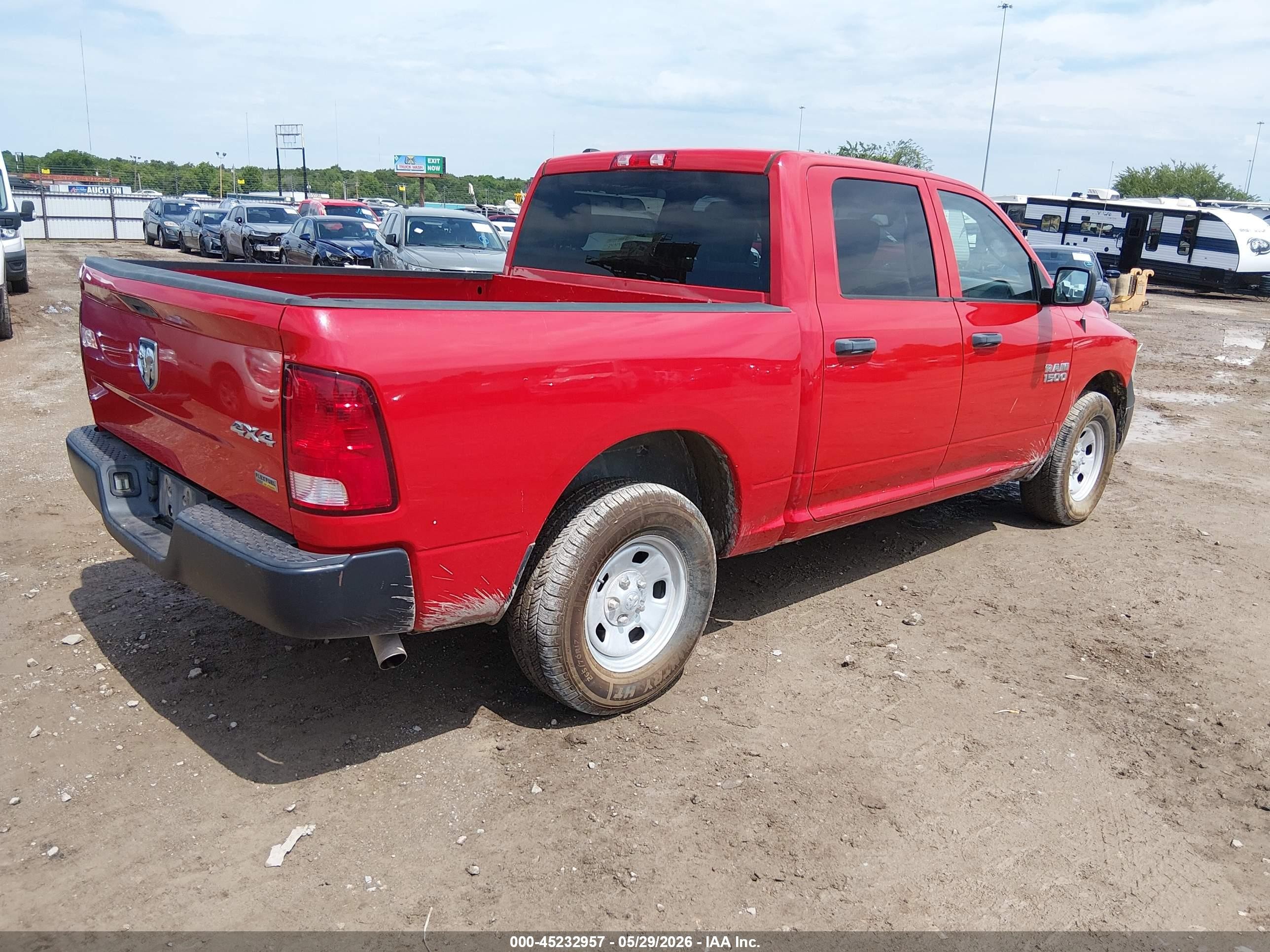 2016 Ram 1500 Tradesman Red vin: 1C6RR7KG5GS362525